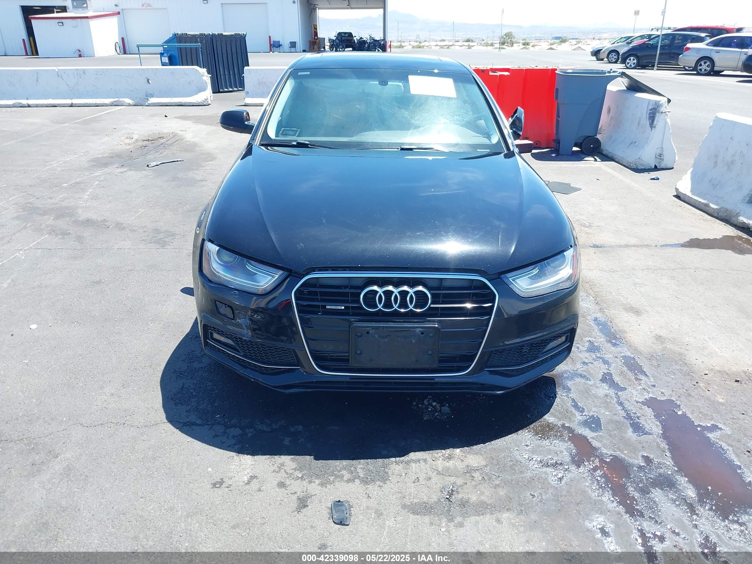 AUDI A4 image 6