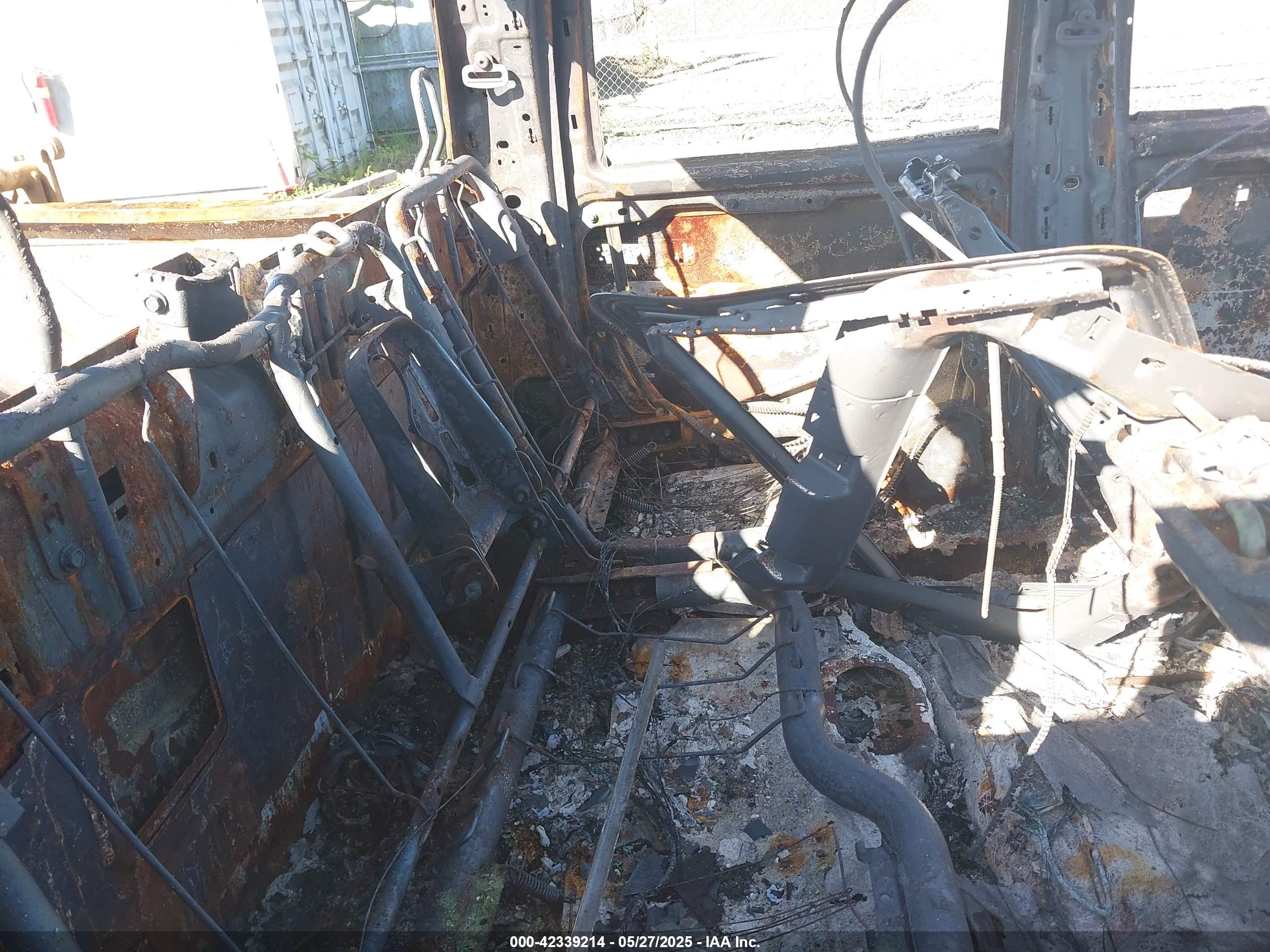 RAM 2500 image 8