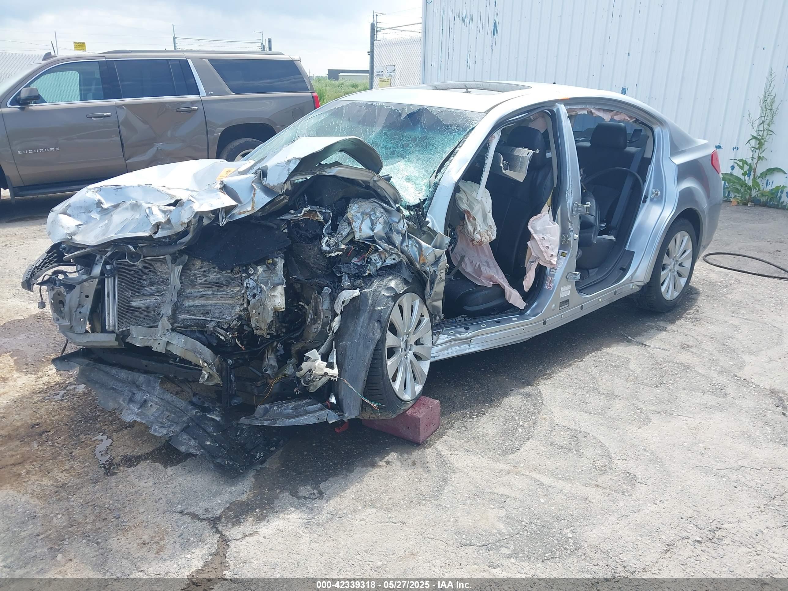 SUBARU LEGACY image 2