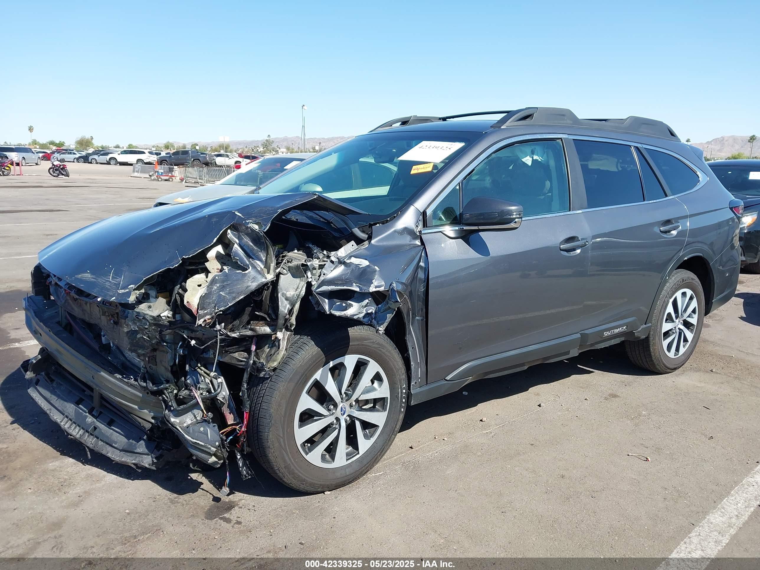 SUBARU OUTBACK image 6