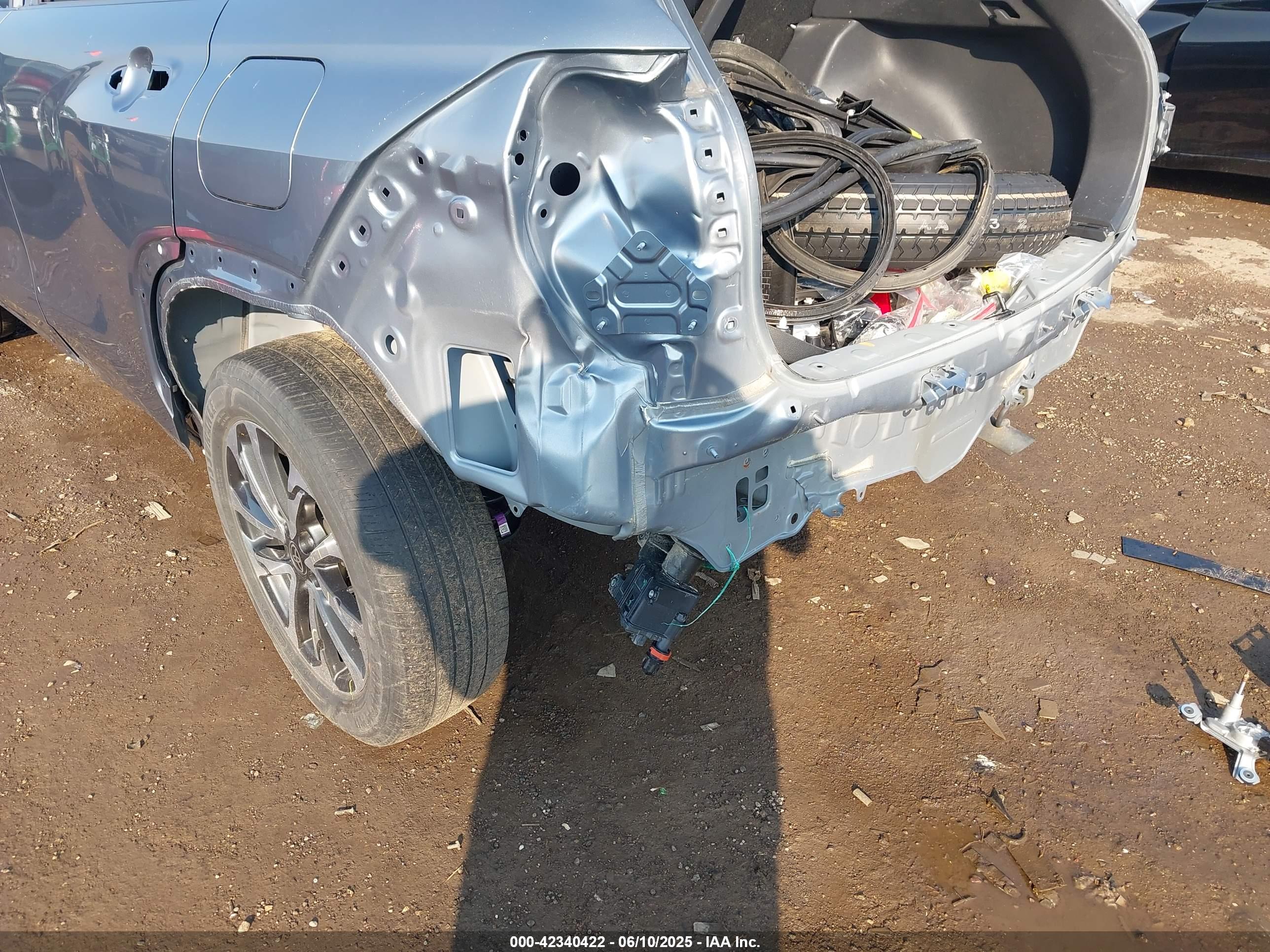 TOYOTA COROLLA image 6