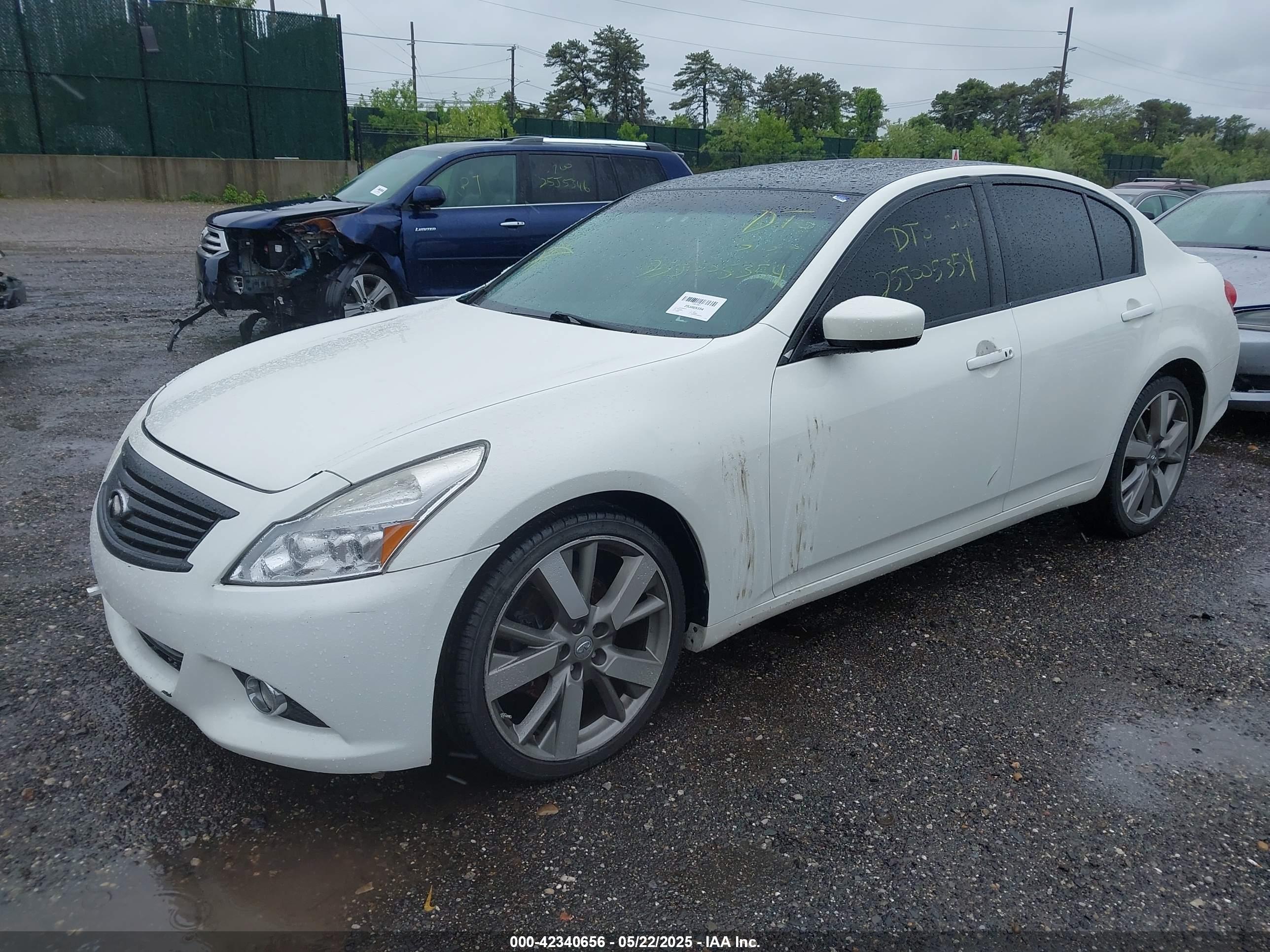 INFINITI G37X image 2