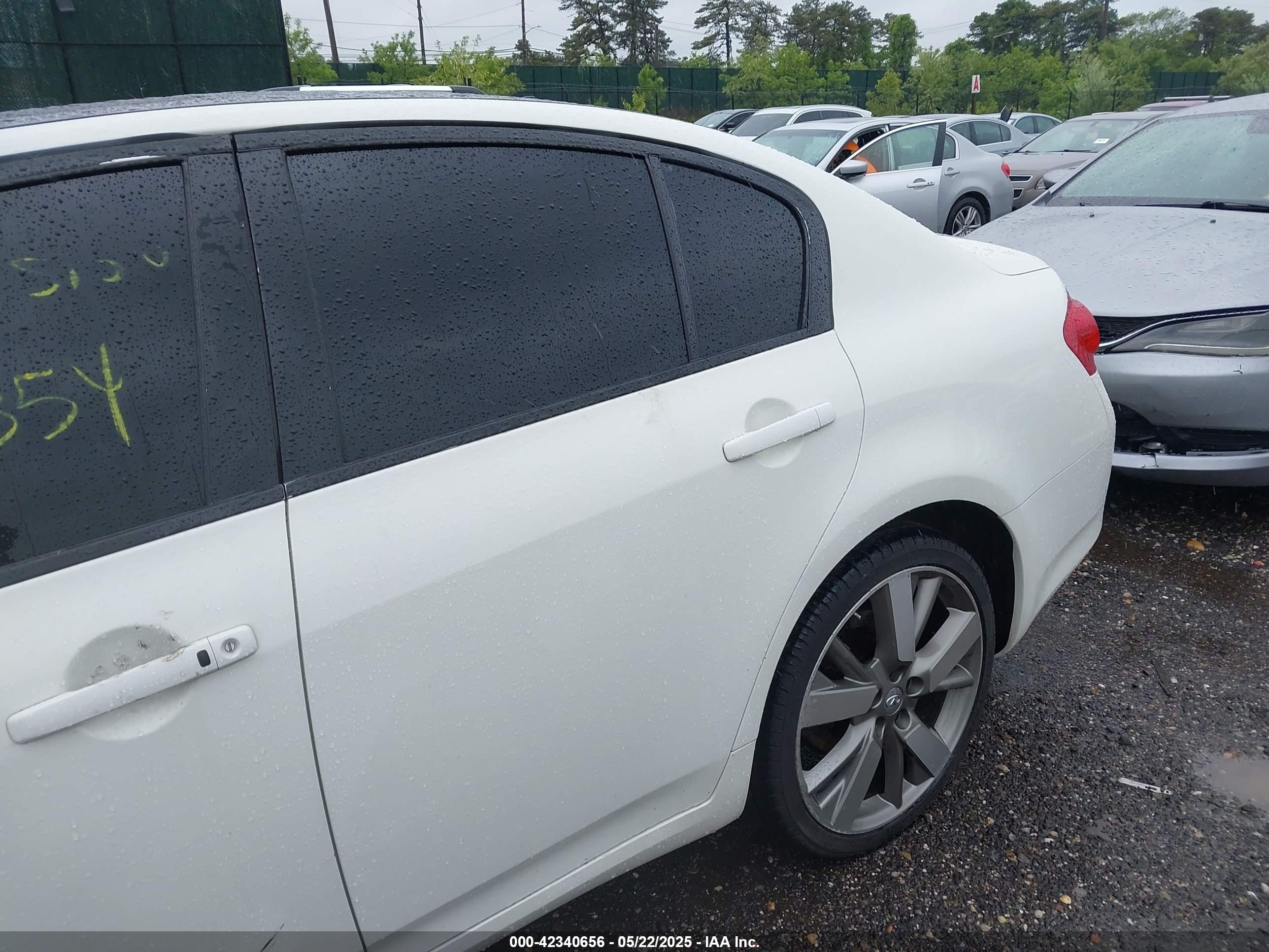 INFINITI G37X image 6