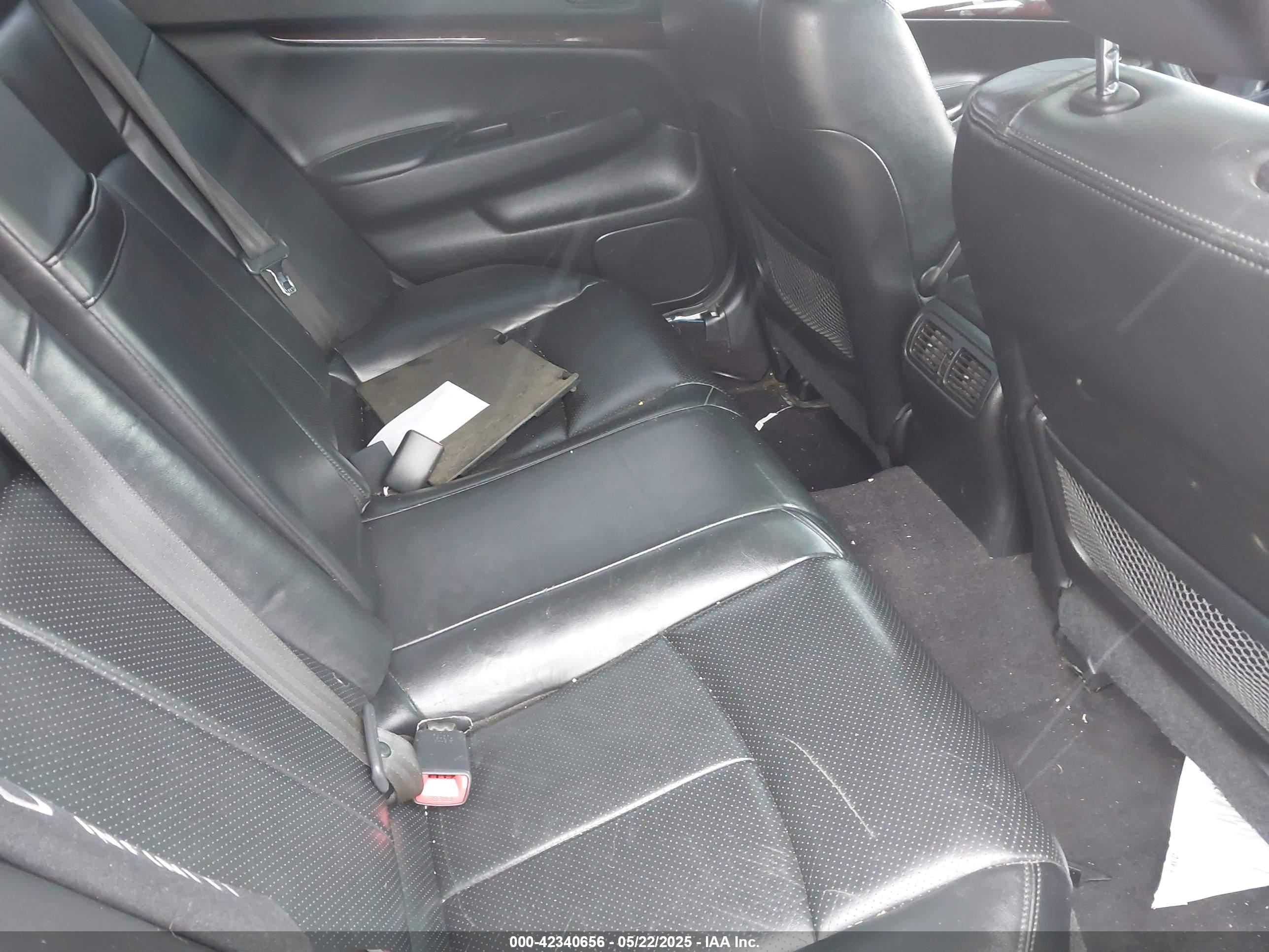 INFINITI G37X image 8