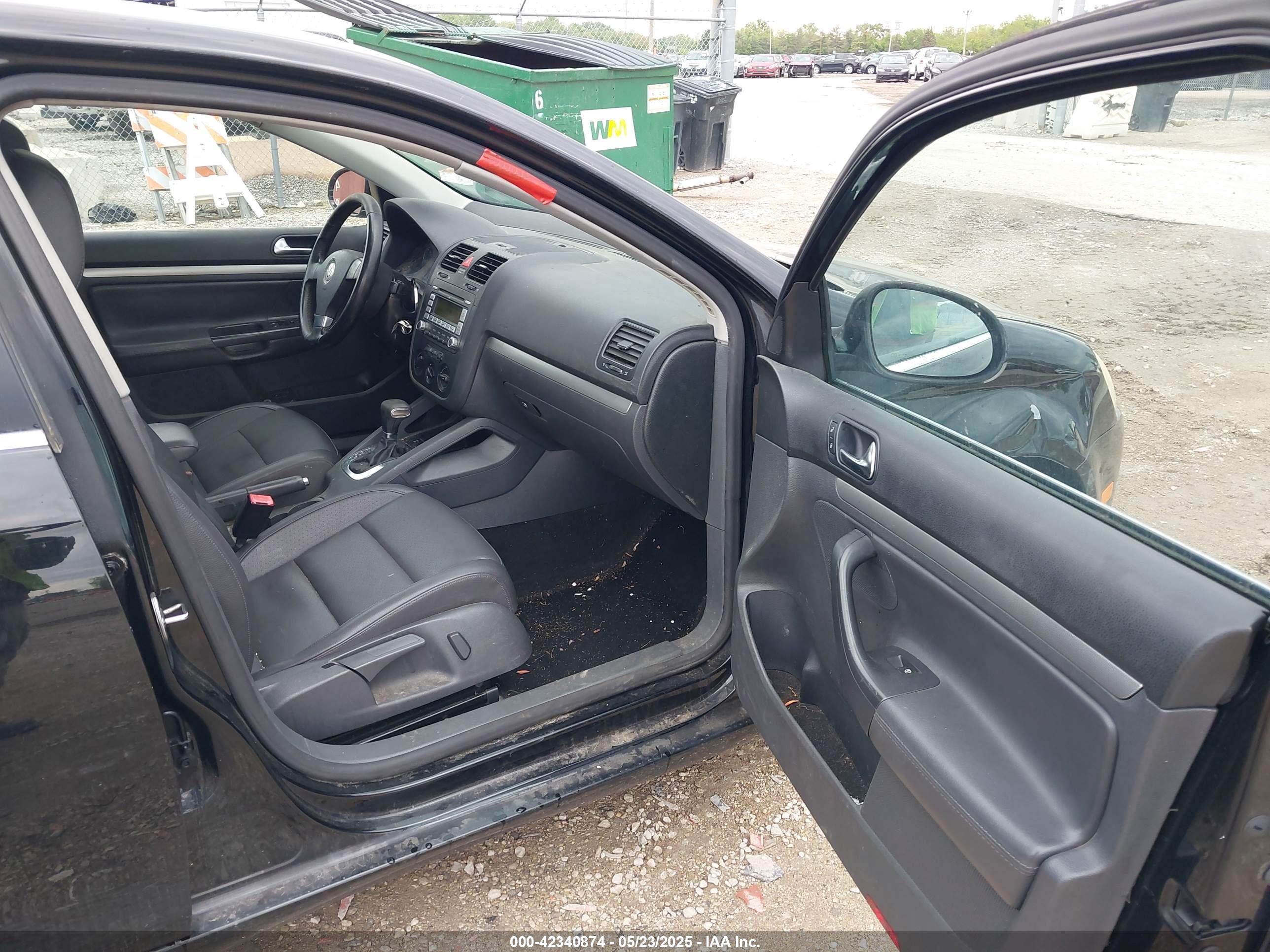 VOLKSWAGEN JETTA image 5