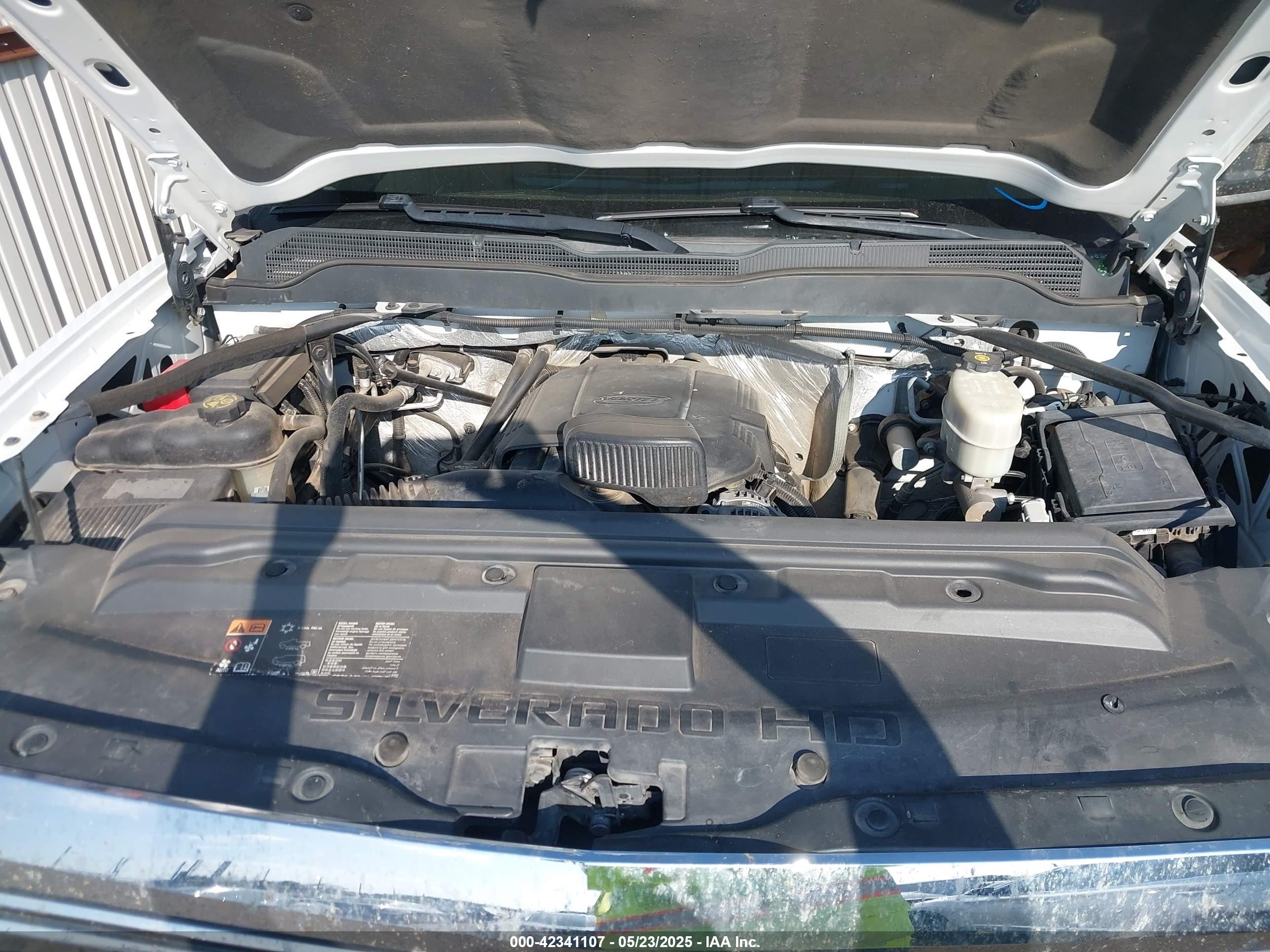 CHEVROLET SILVERADO image 10