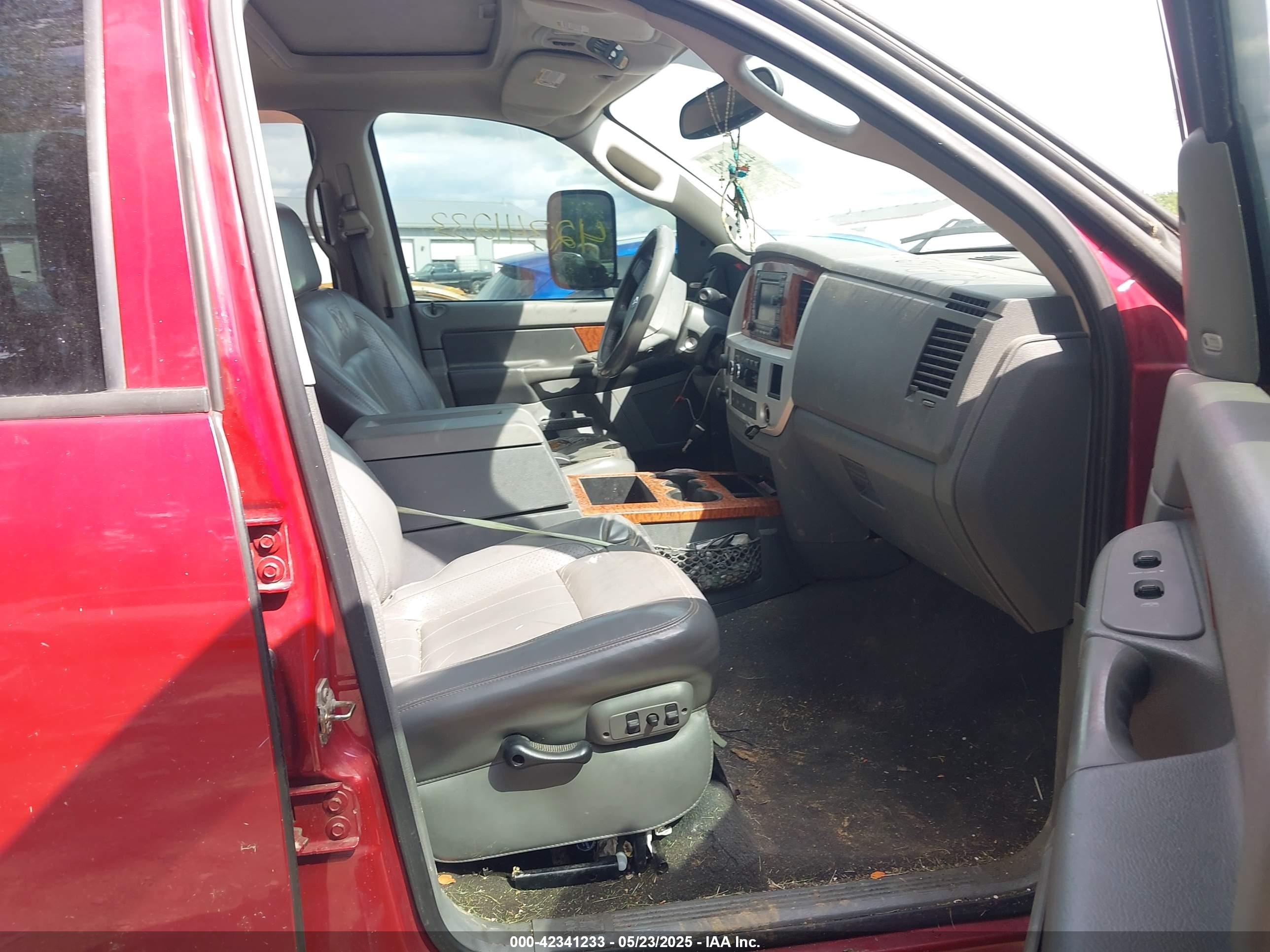 DODGE RAM image 5