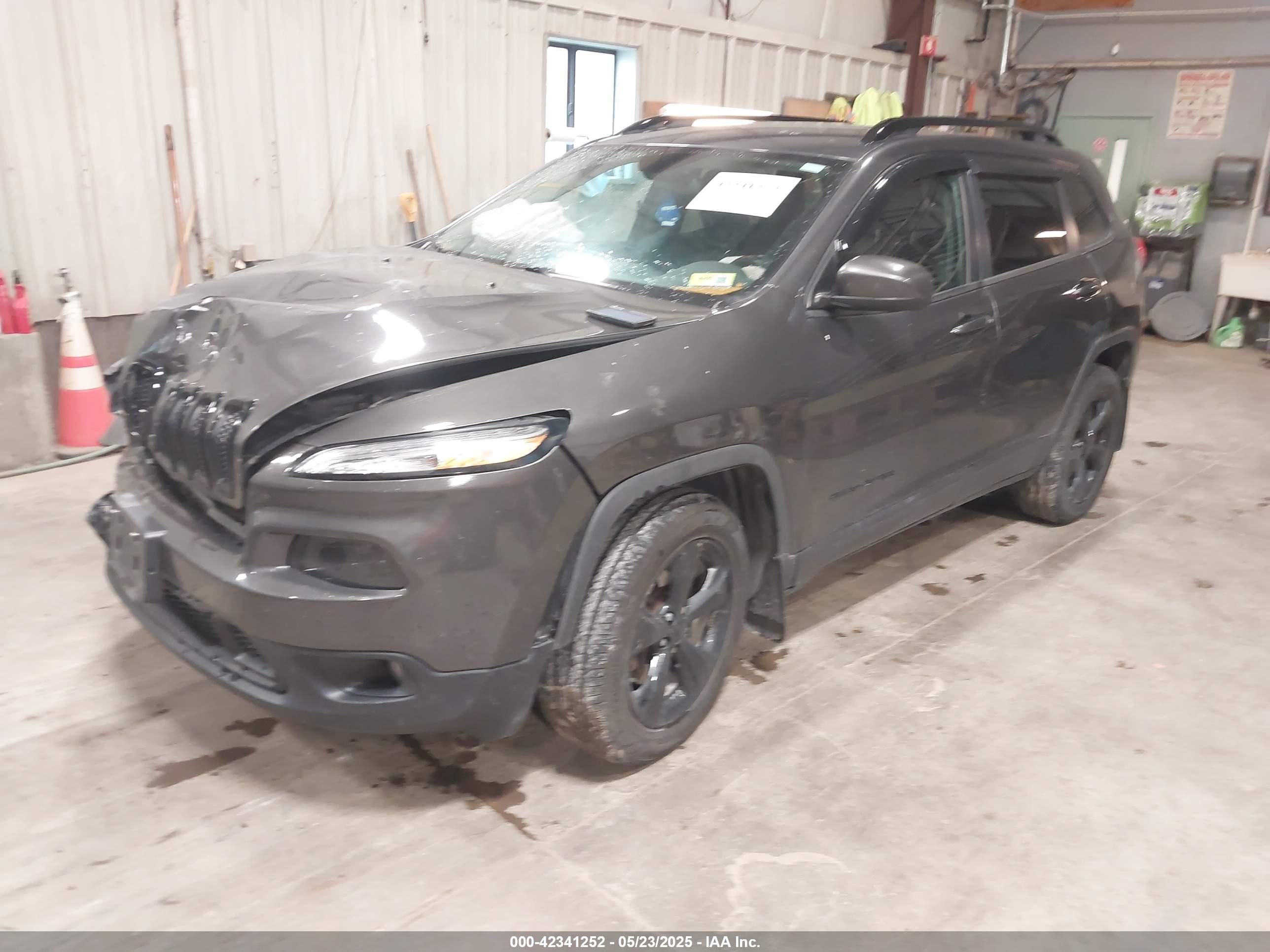 JEEP CHEROKEE image 2