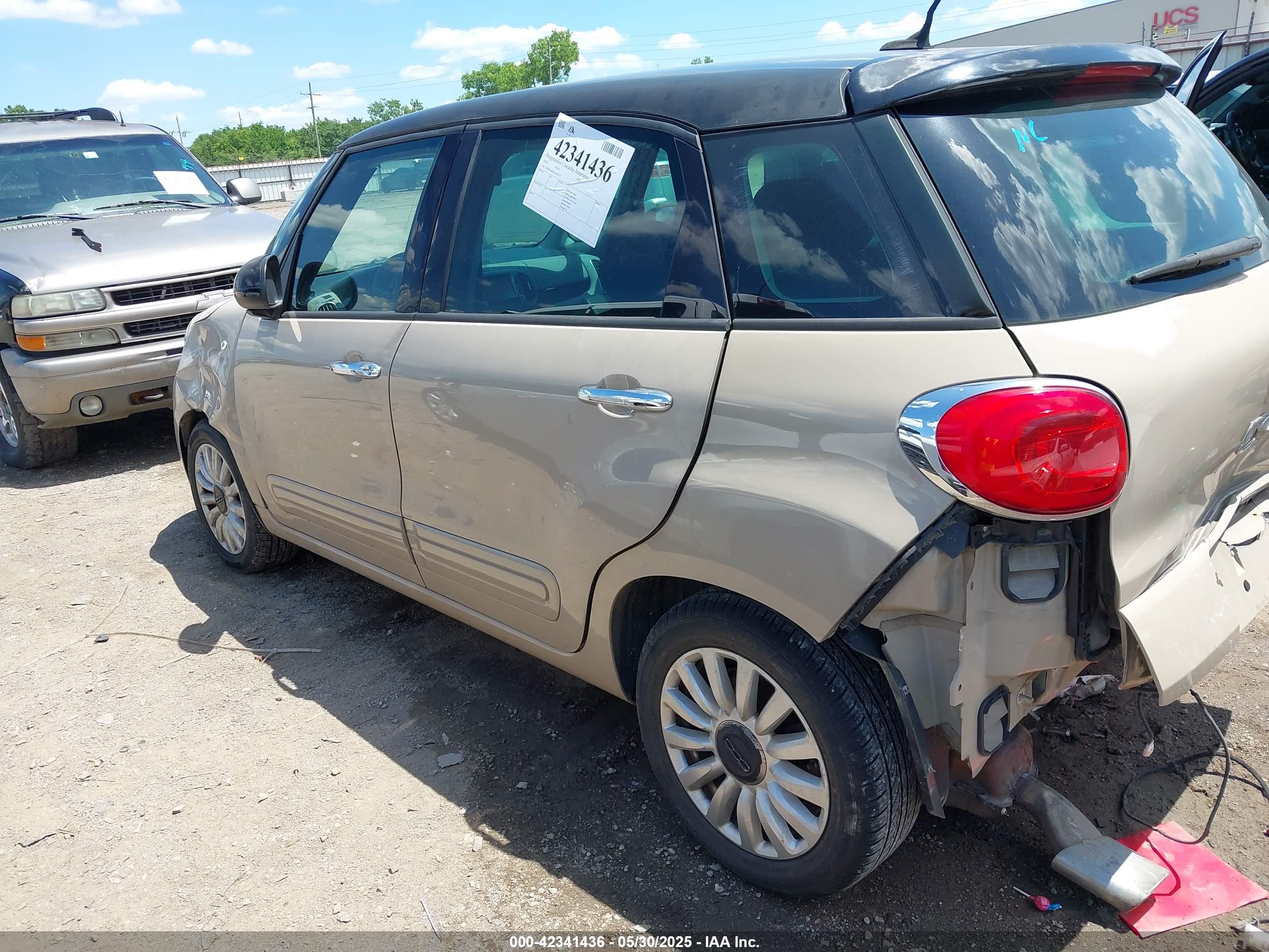 FIAT 500L image 3