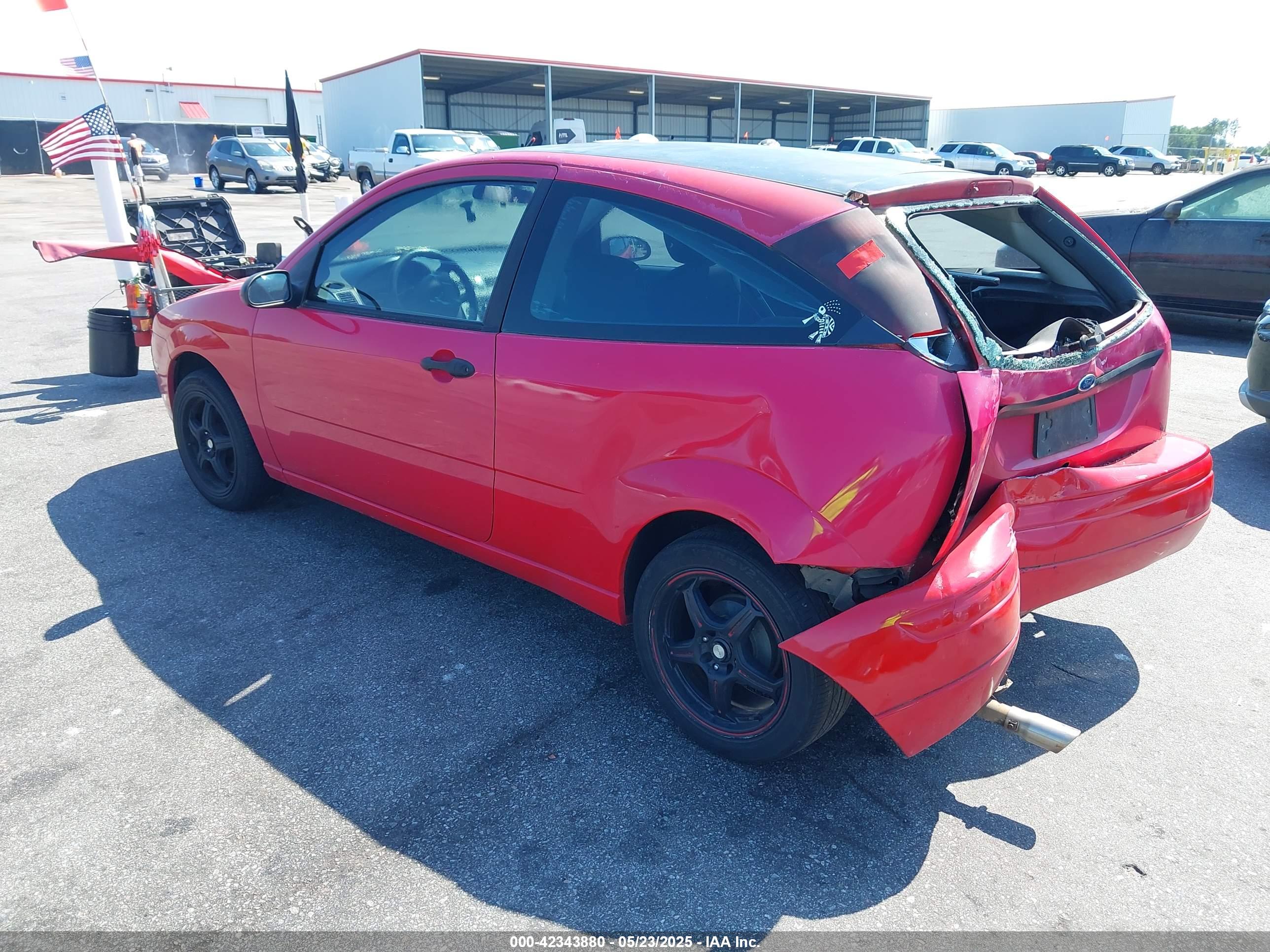FORD FOCUS image 3