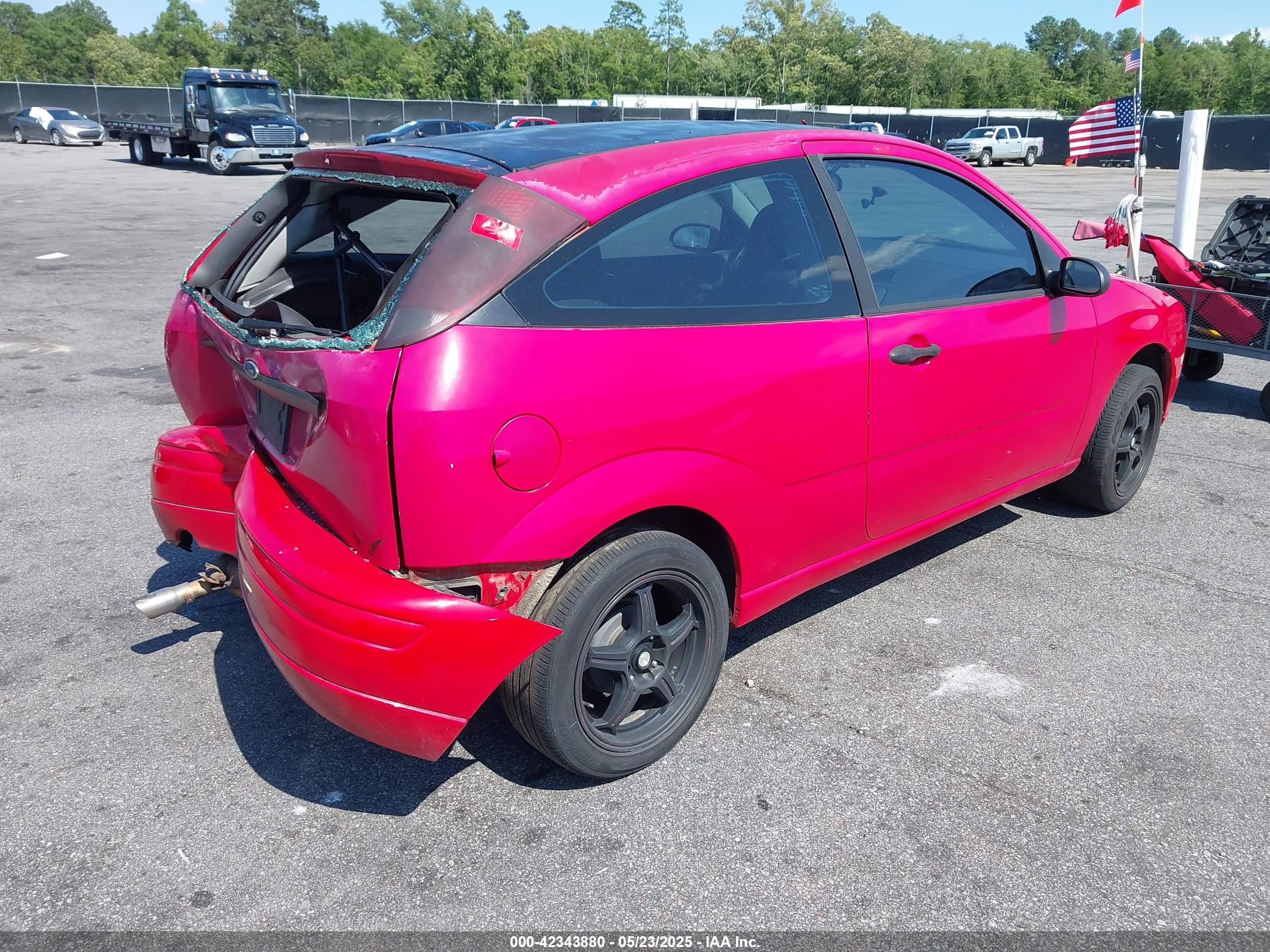 FORD FOCUS image 4
