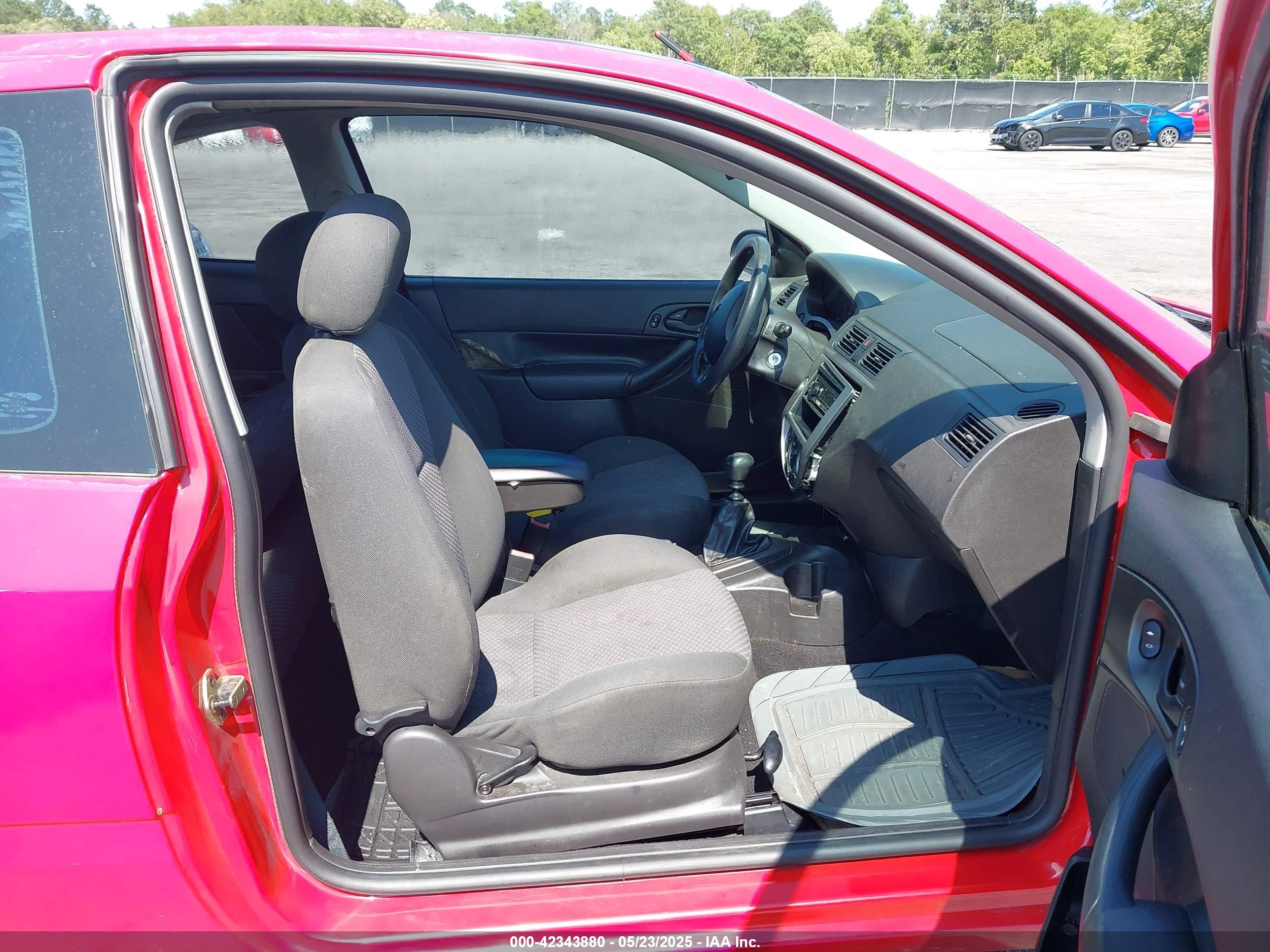 FORD FOCUS image 5
