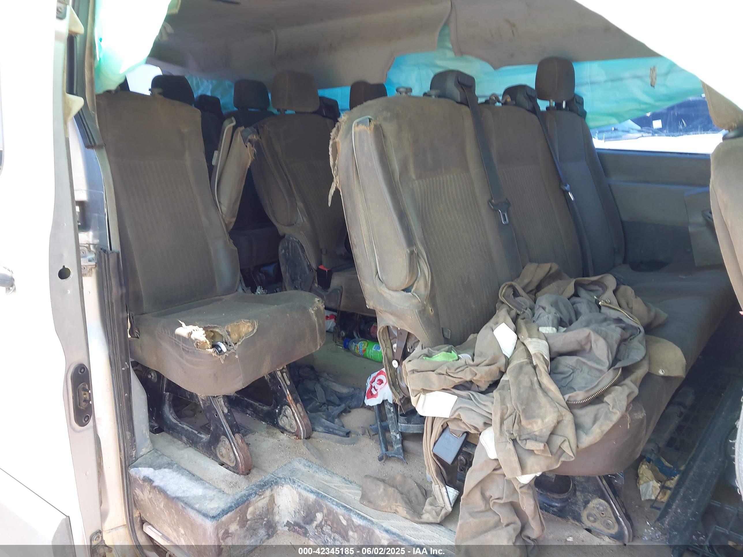 FORD TRANSIT-350 image 8