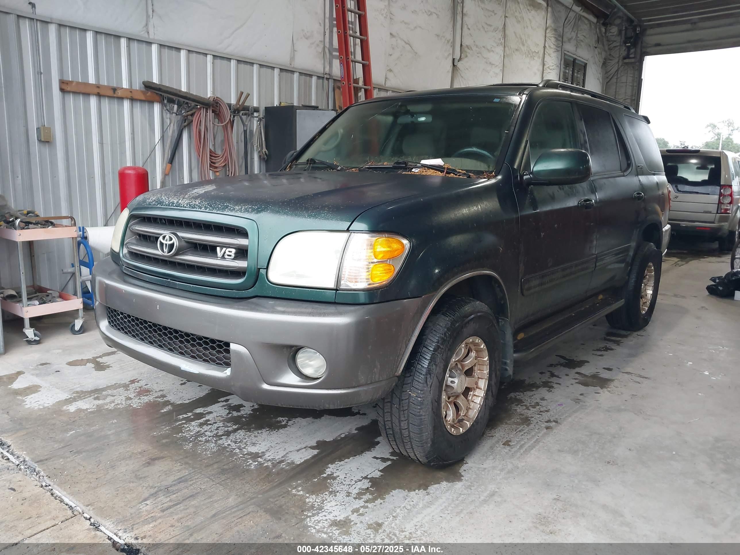 TOYOTA SEQUOIA image 2