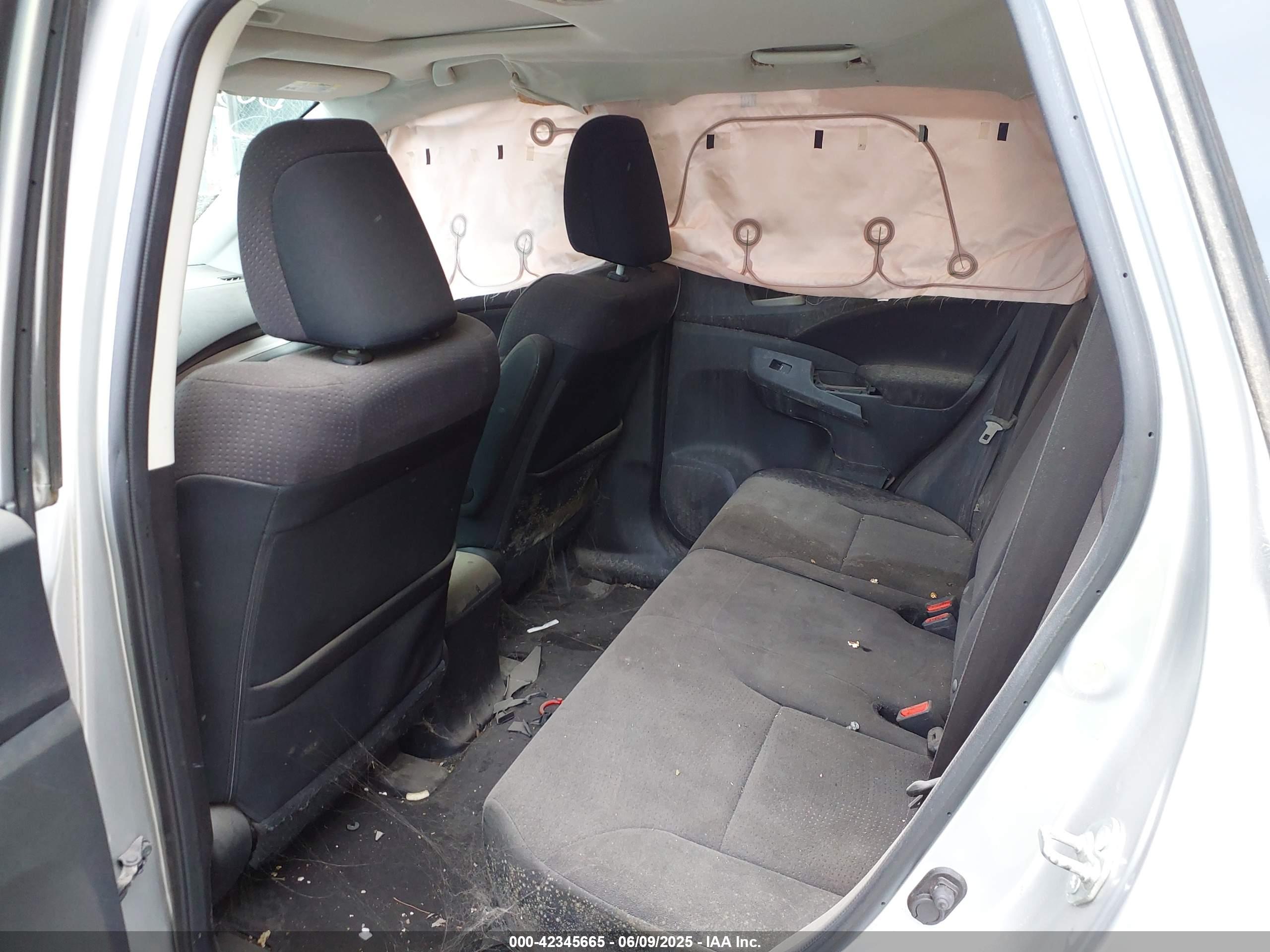 HONDA CR-V image 8