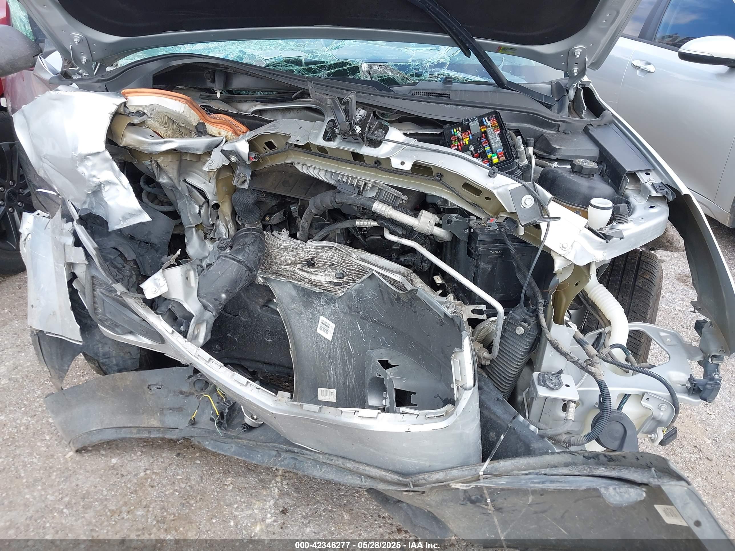 CHEVROLET EQUINOX image 10