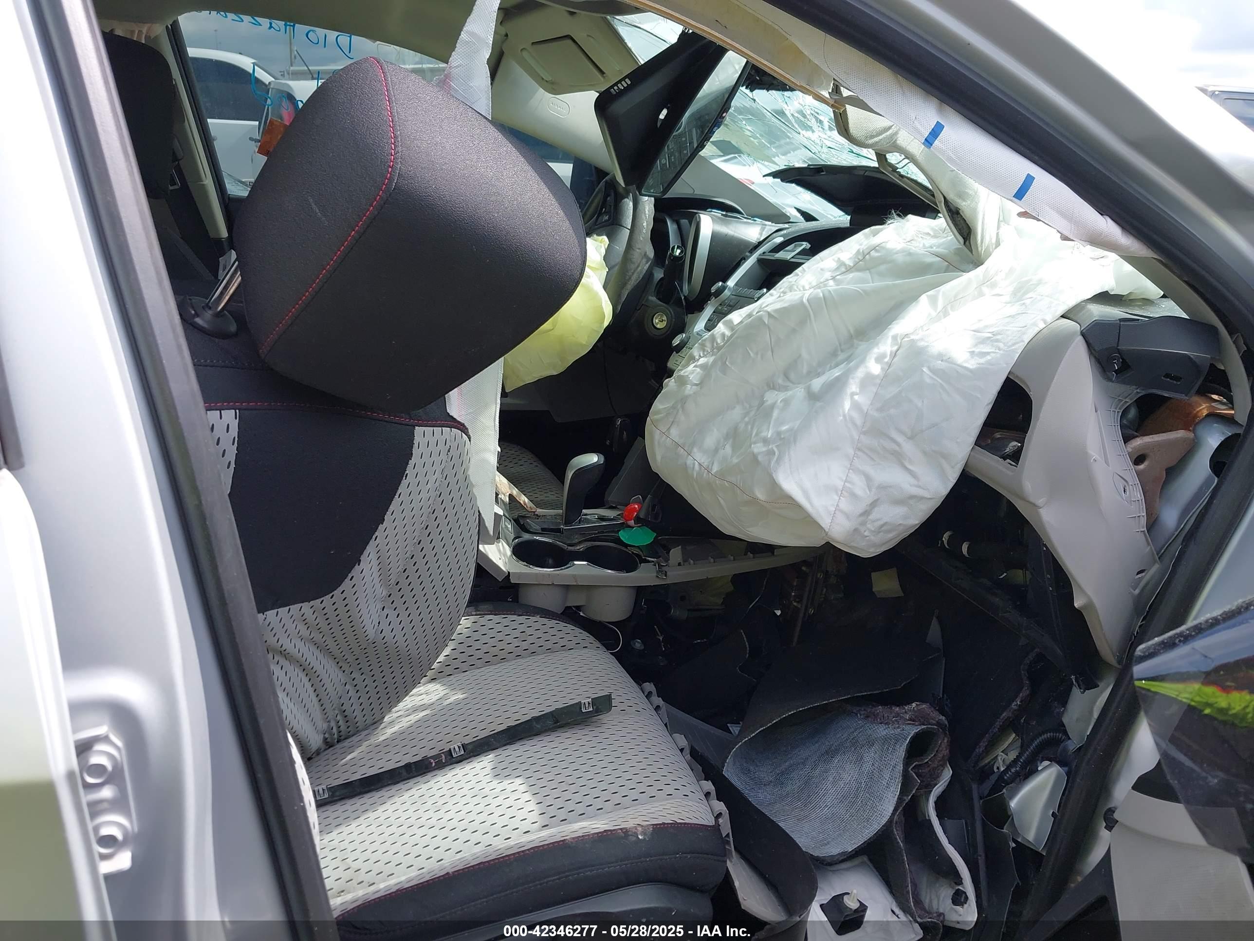 CHEVROLET EQUINOX image 5
