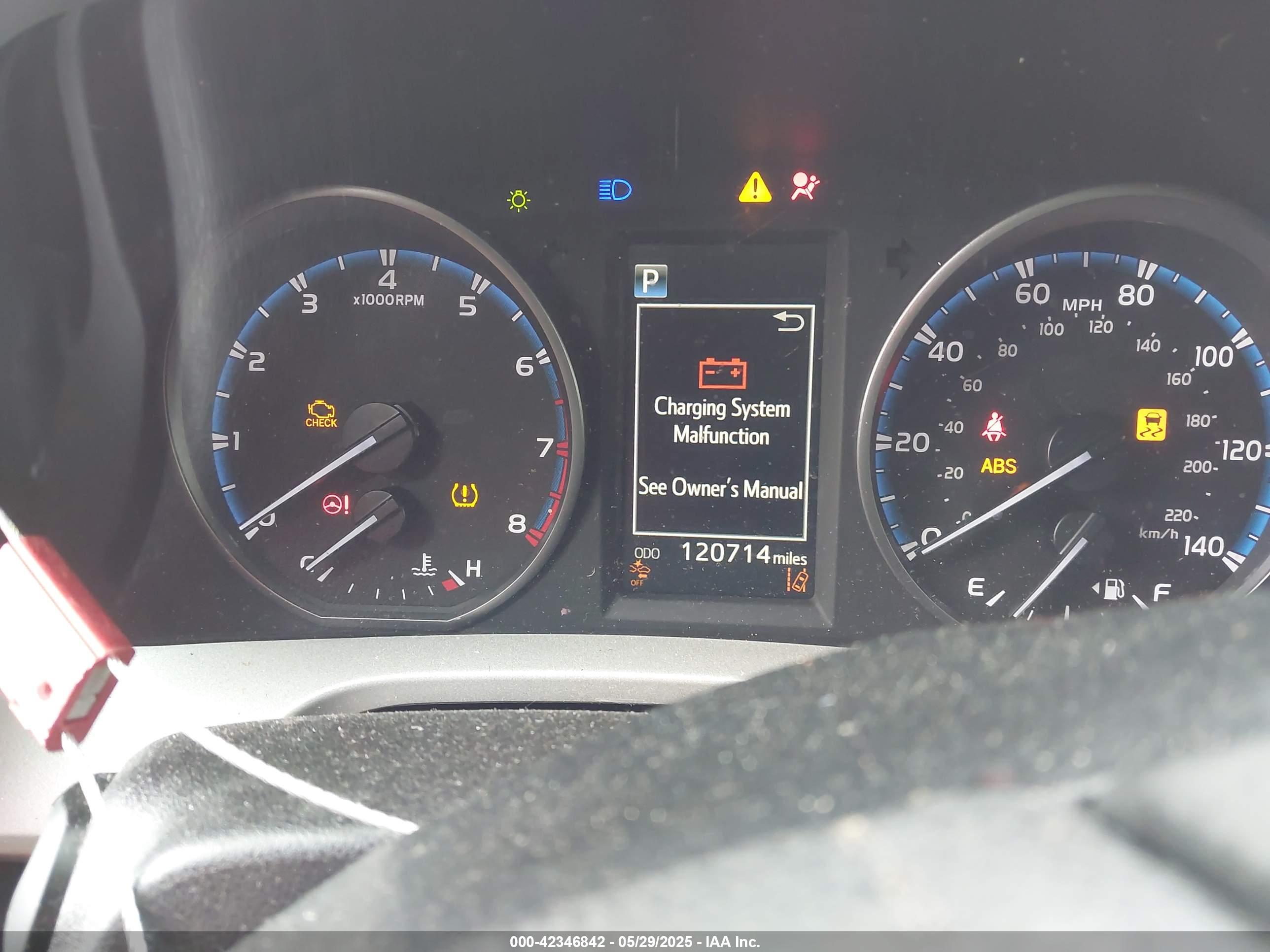 TOYOTA RAV4 image 7