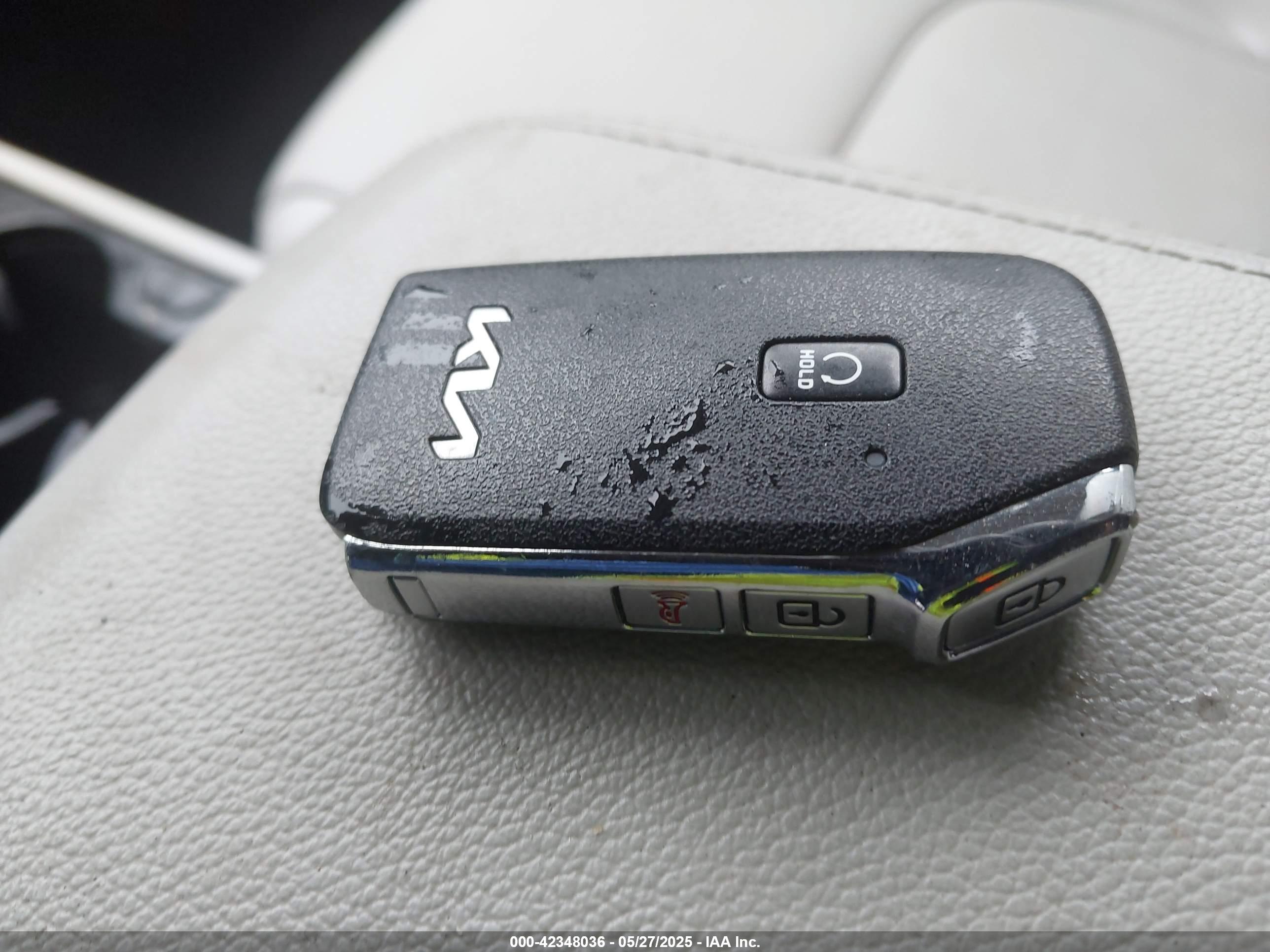 KIA SPORTAGE image 11