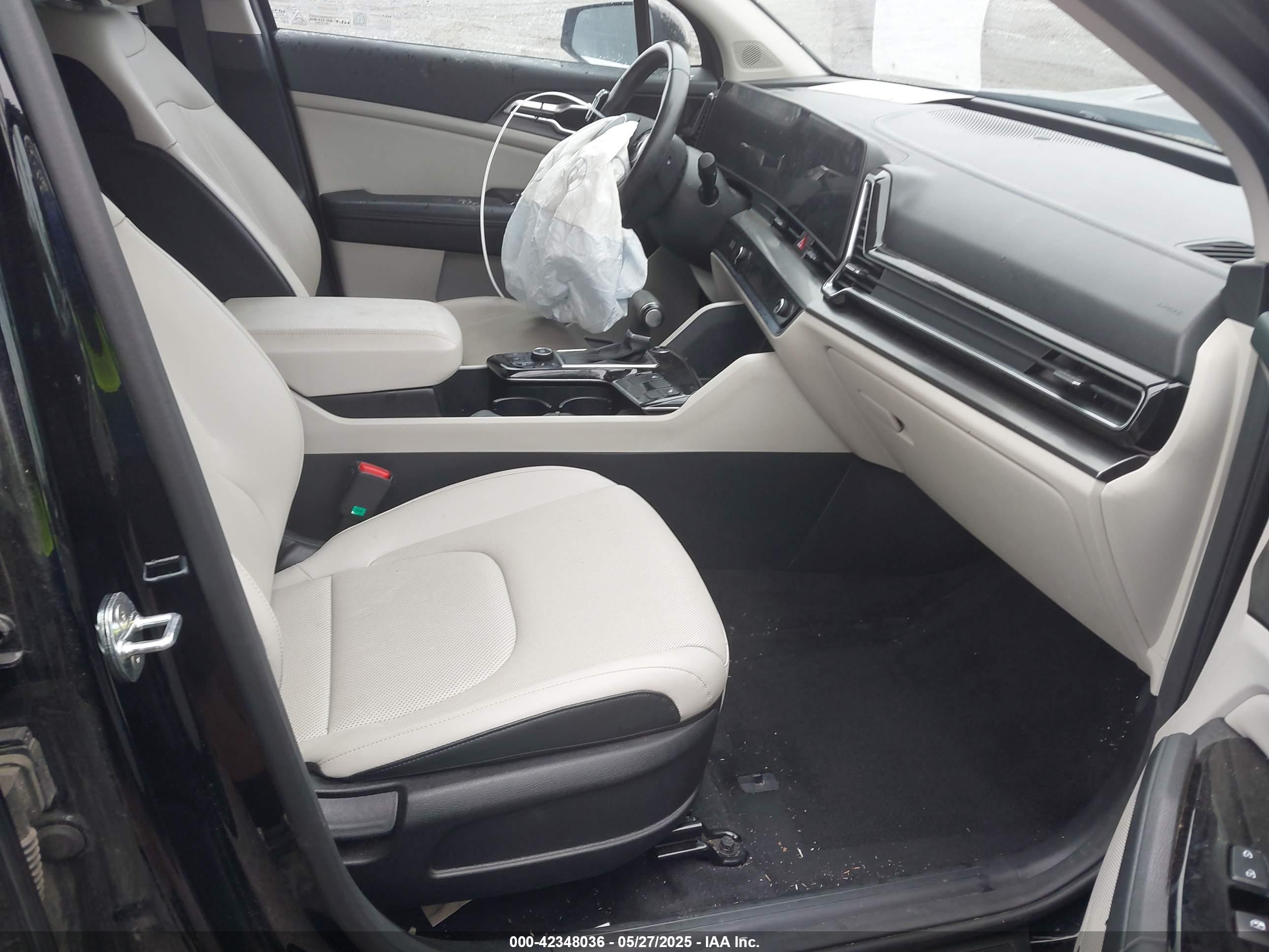 KIA SPORTAGE image 5