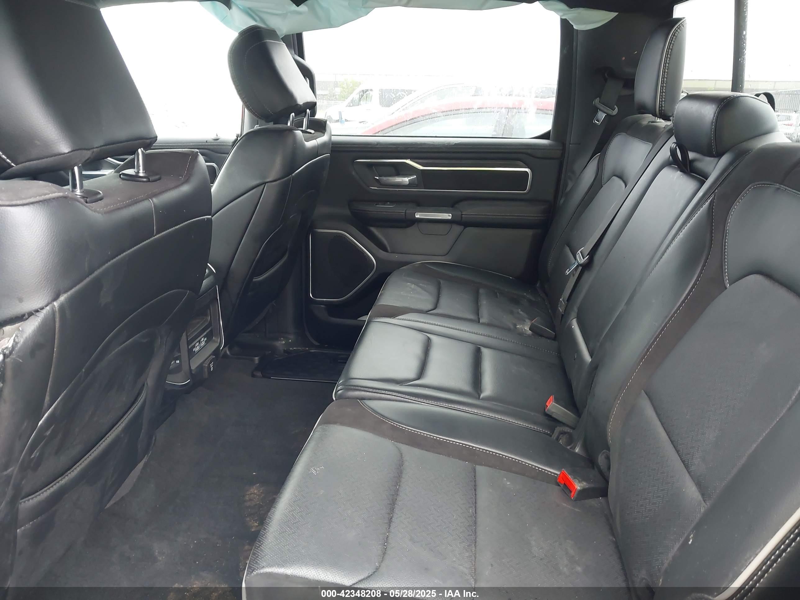 RAM 1500 image 8