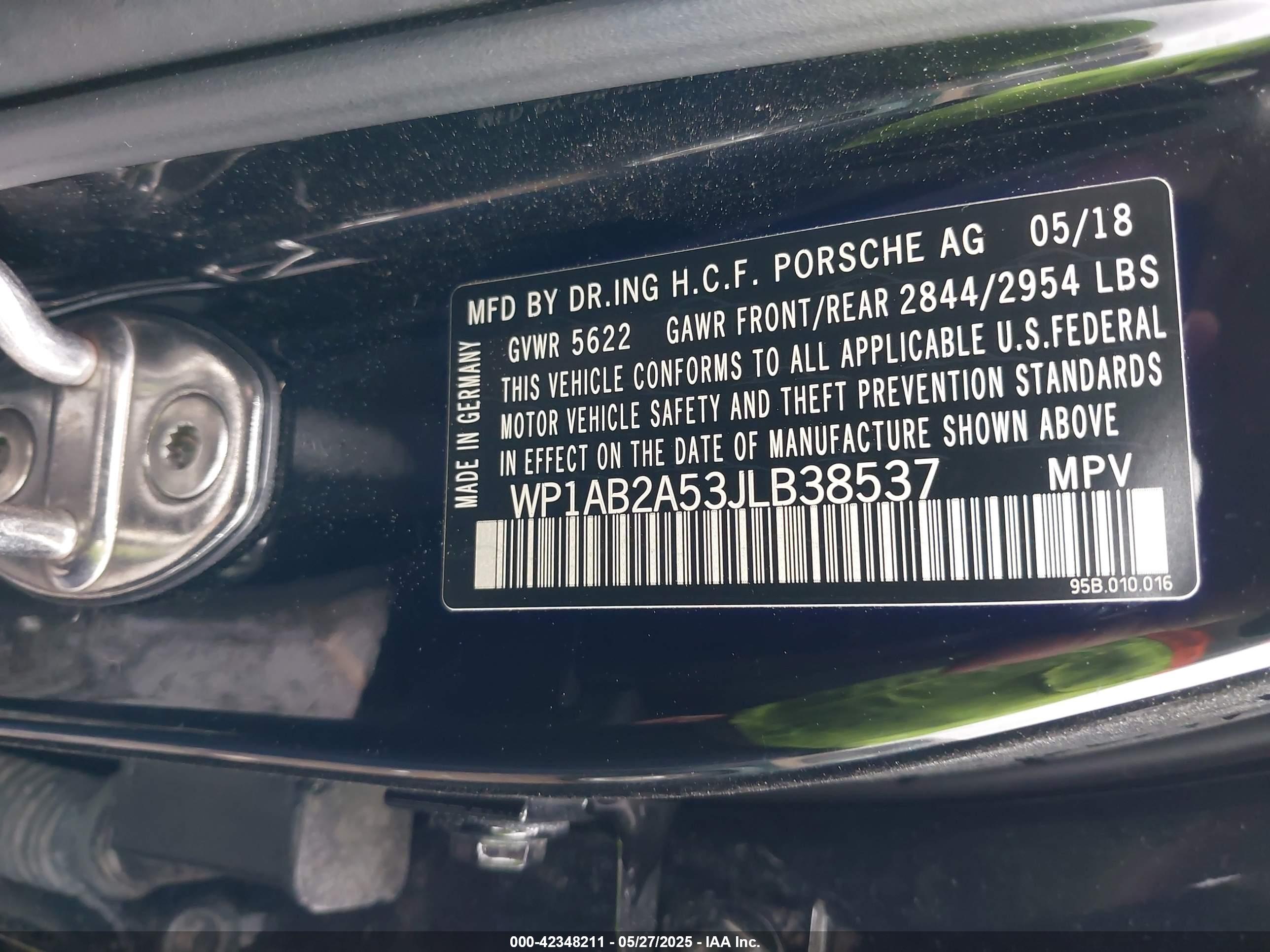 PORSCHE MACAN image 9