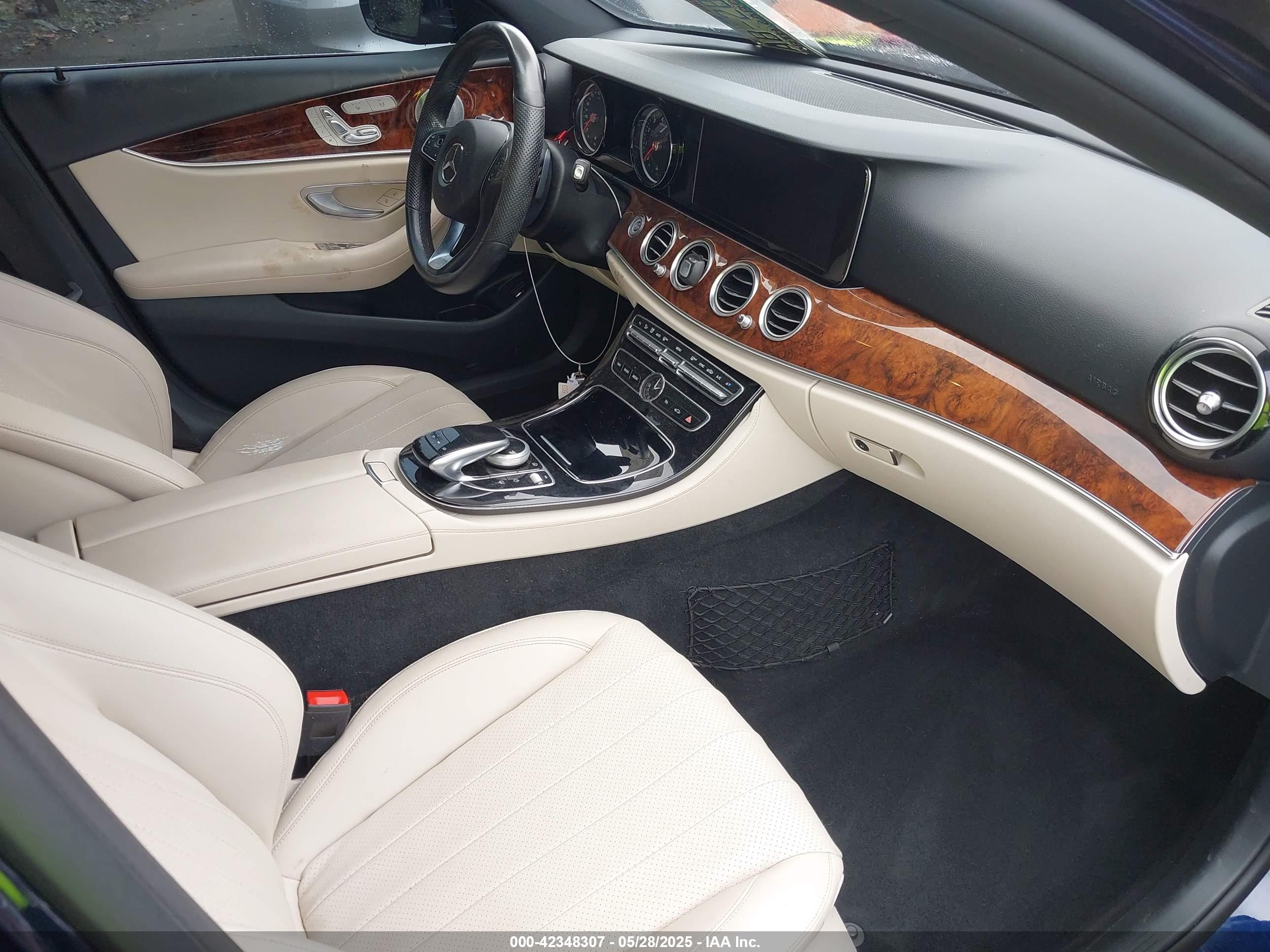 MERCEDES-BENZ E image 5