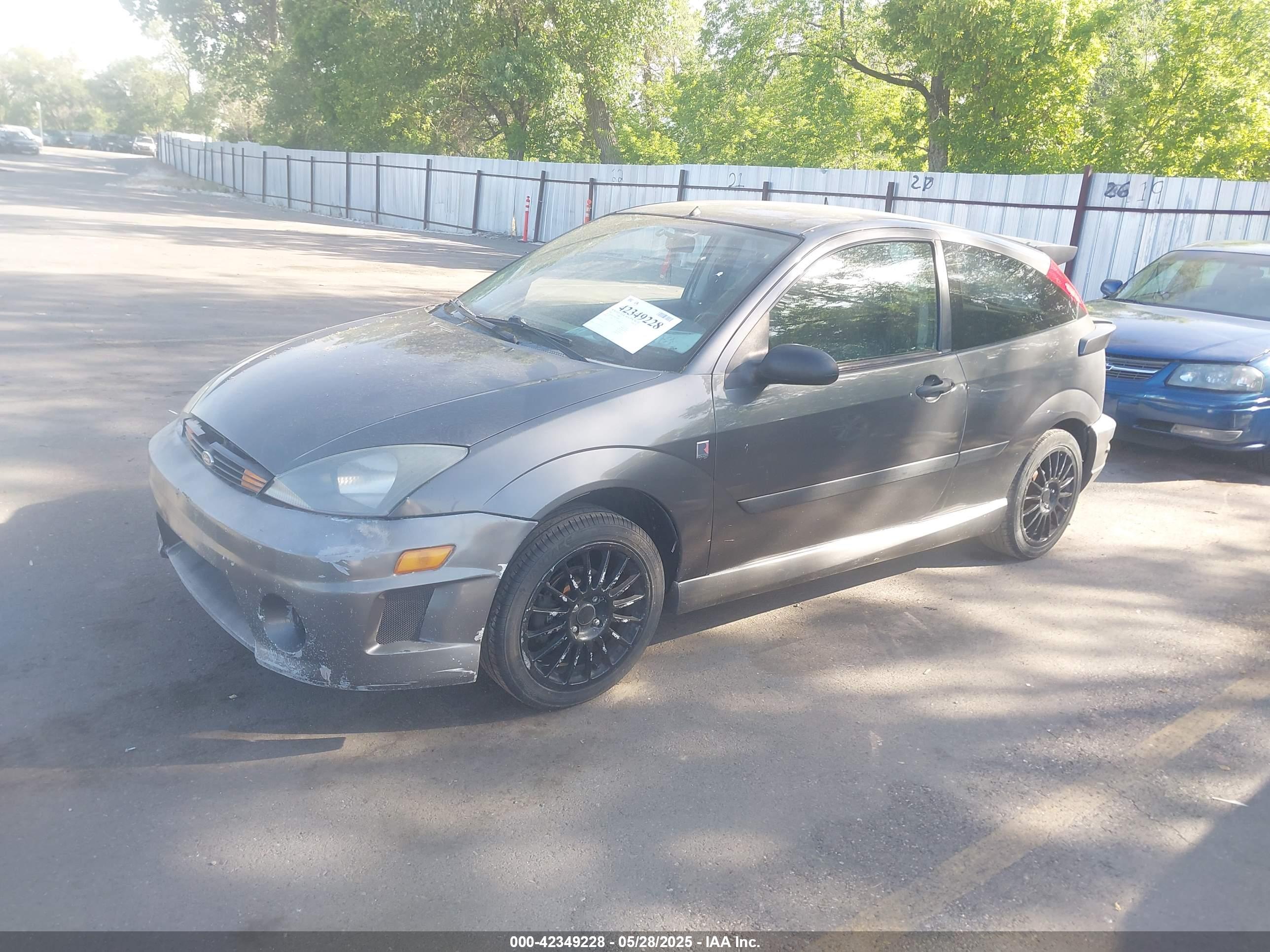 FORD FOCUS image 2