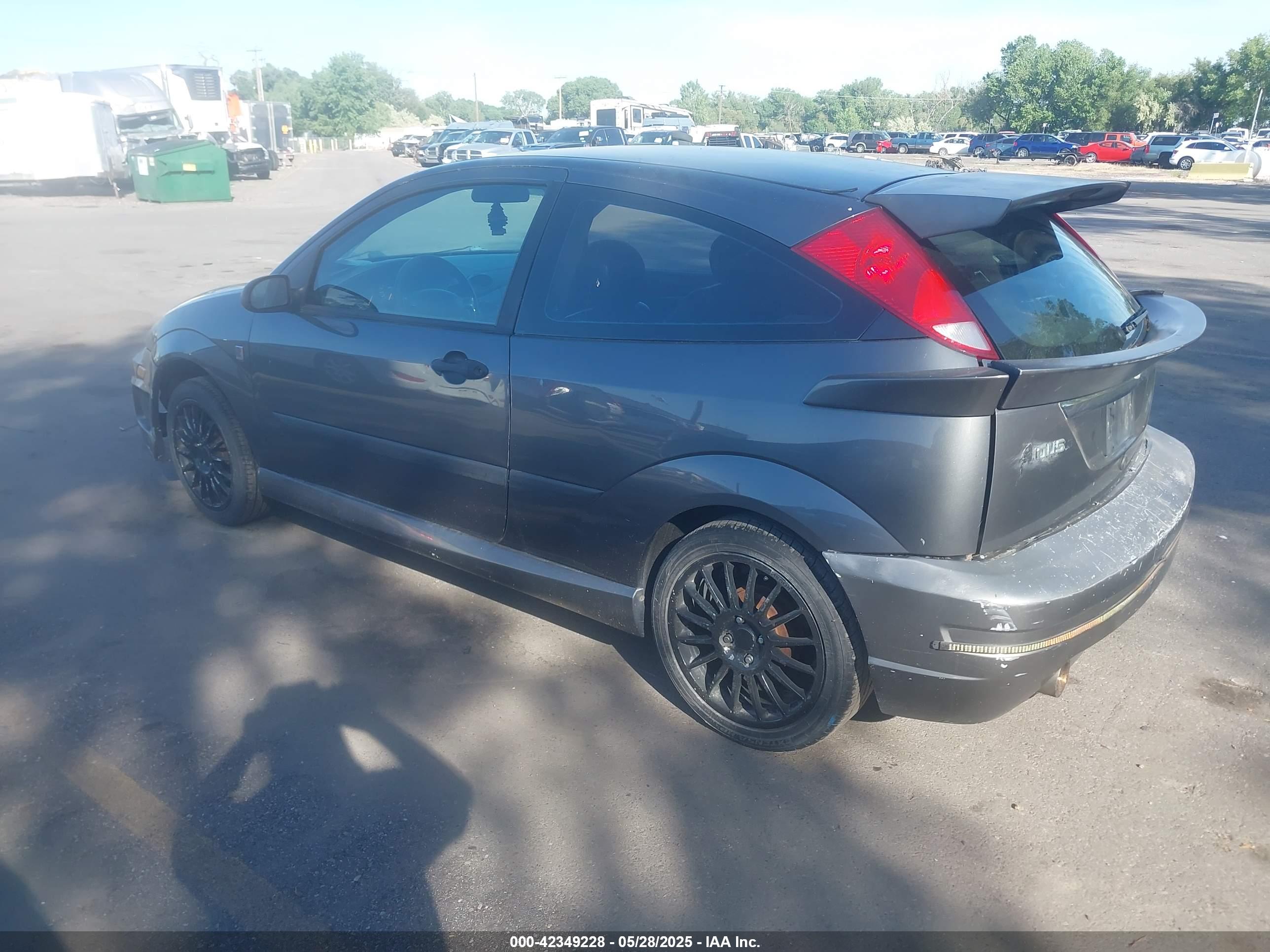 FORD FOCUS image 3