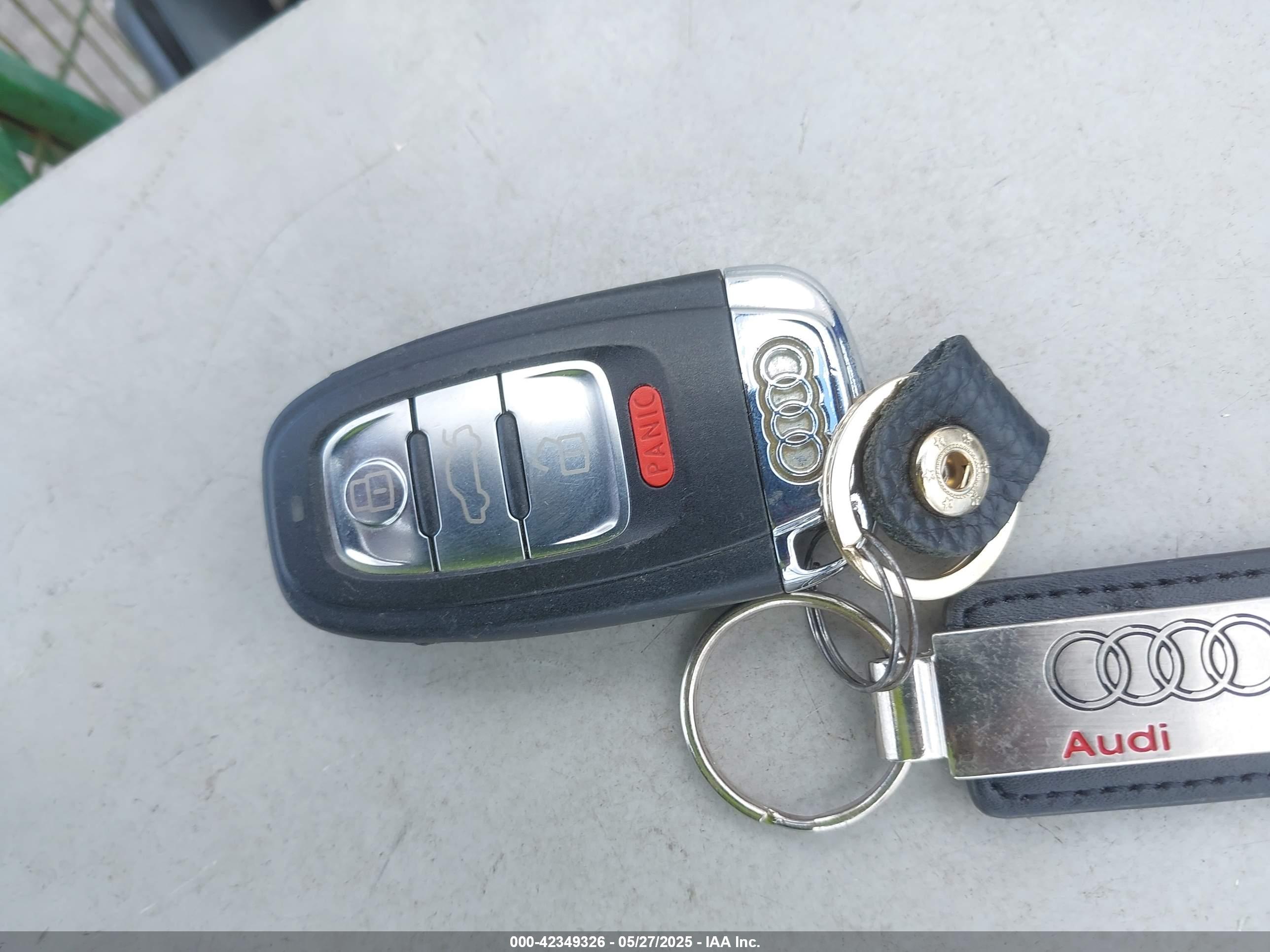 AUDI A4 image 11