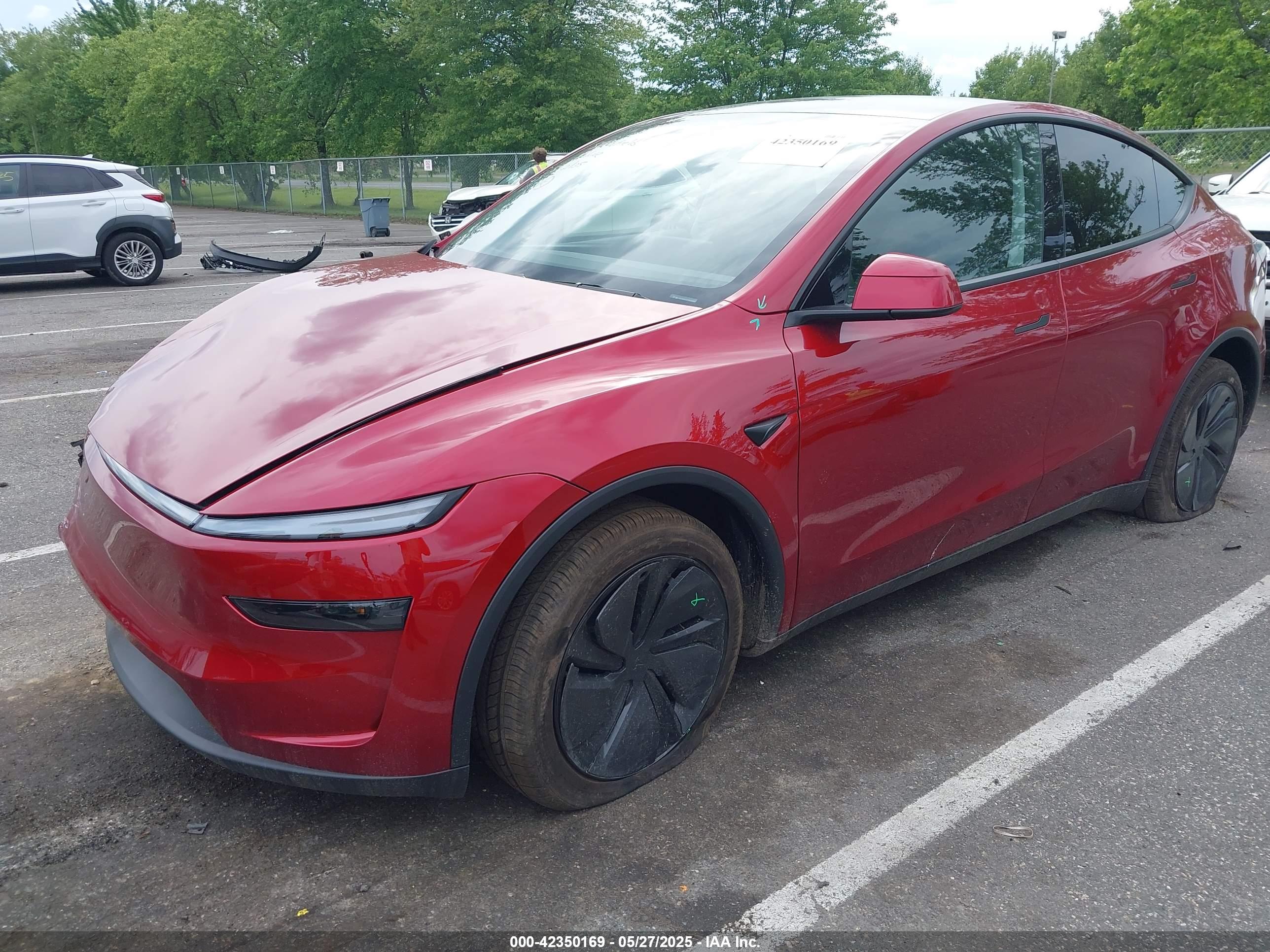 TESLA MODEL image 2