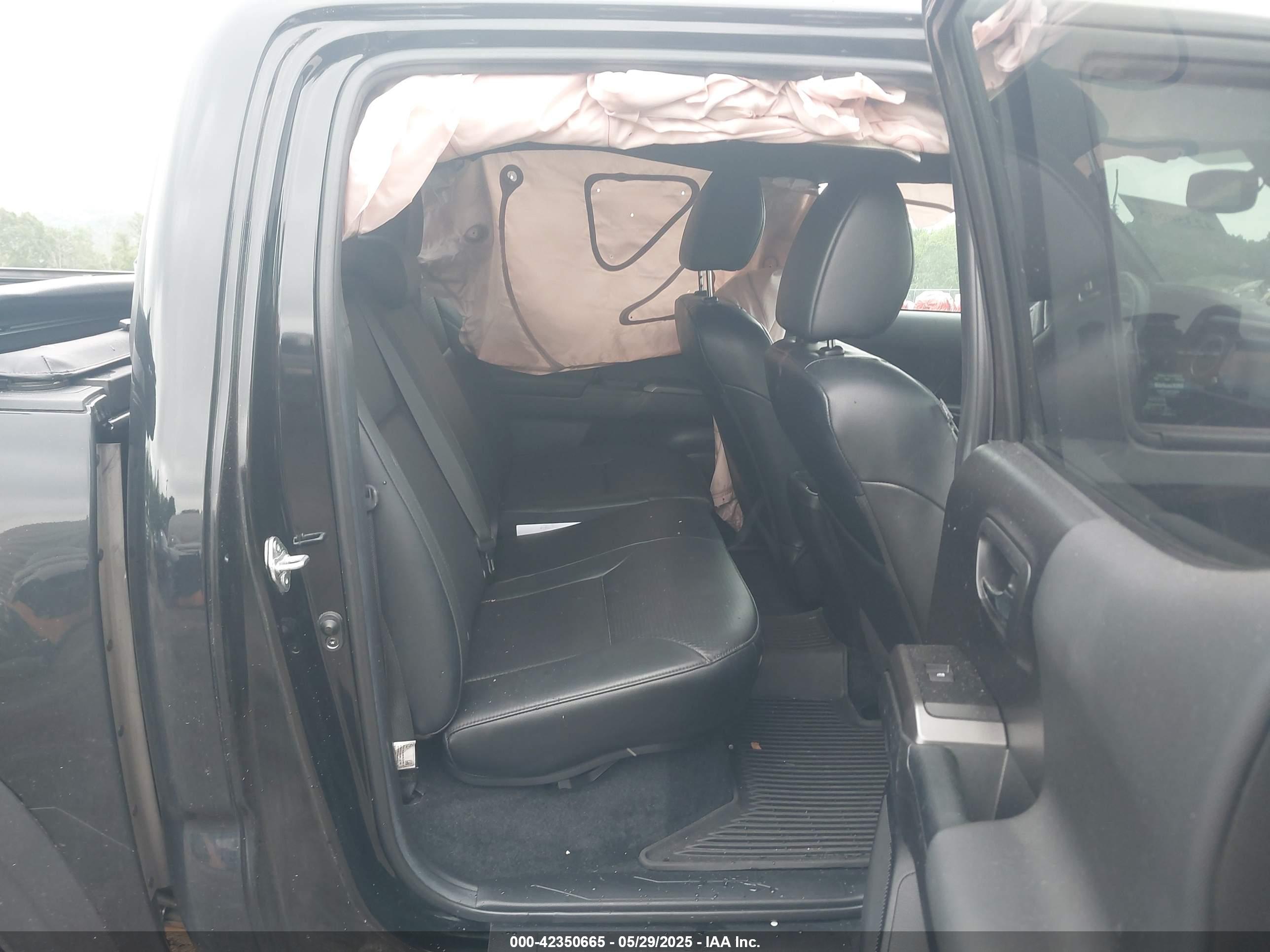 TOYOTA TACOMA image 8
