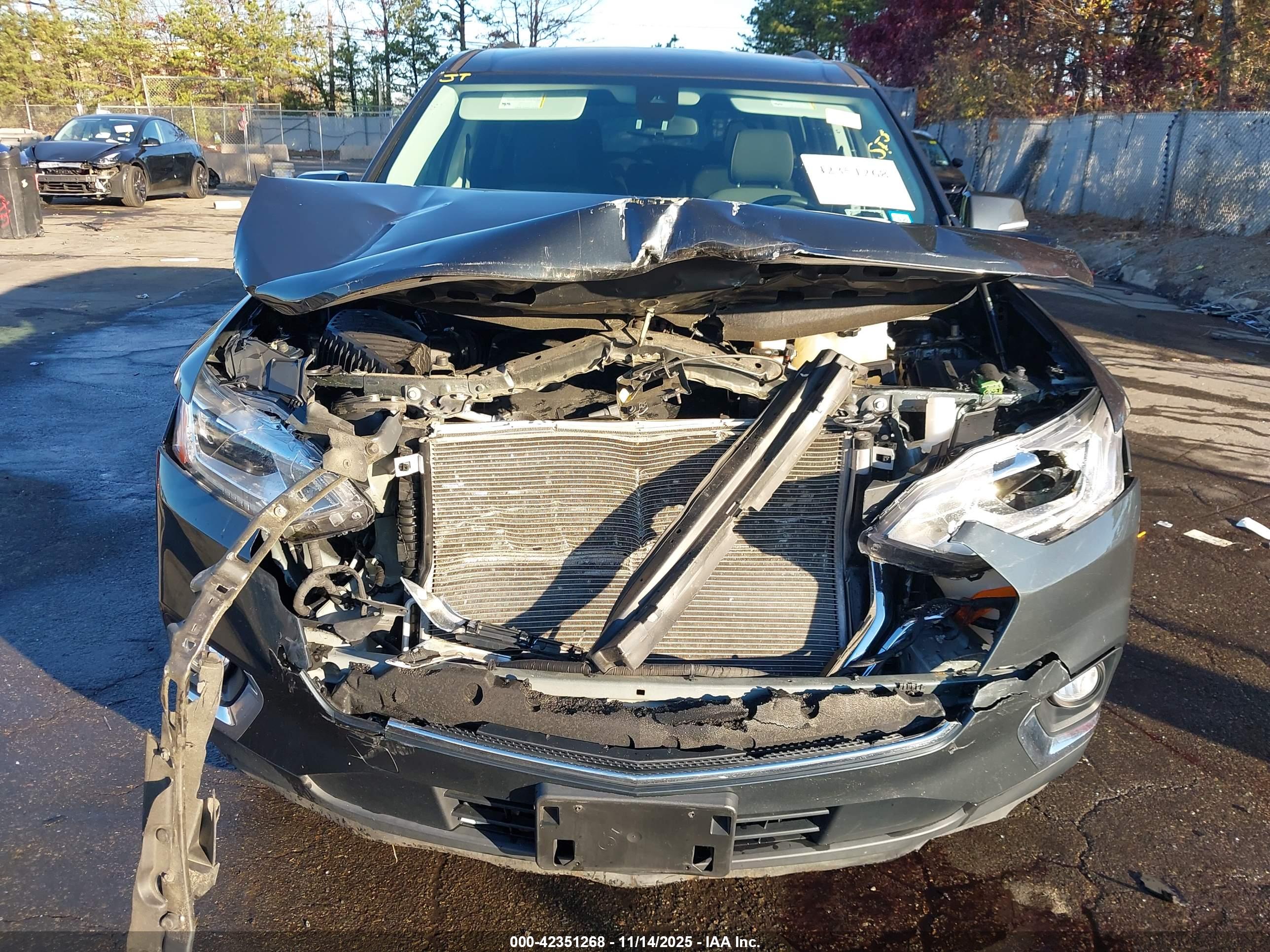 CHEVROLET TRAVERSE image 6