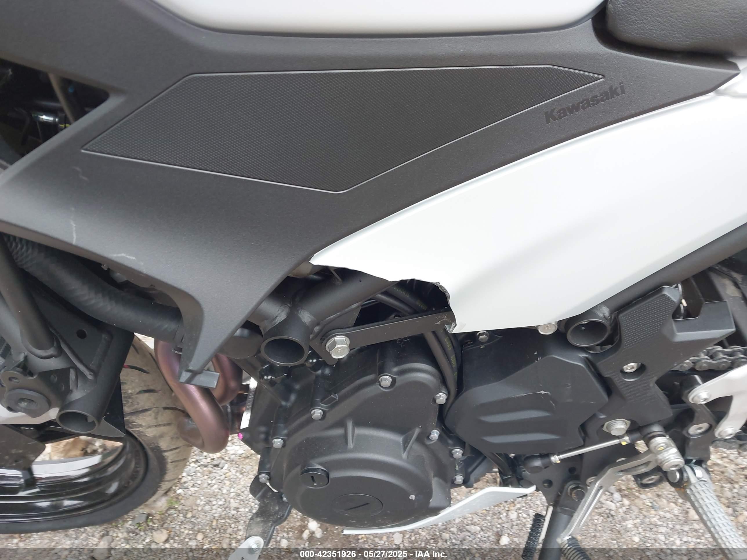KAWASAKI EX500 image 9