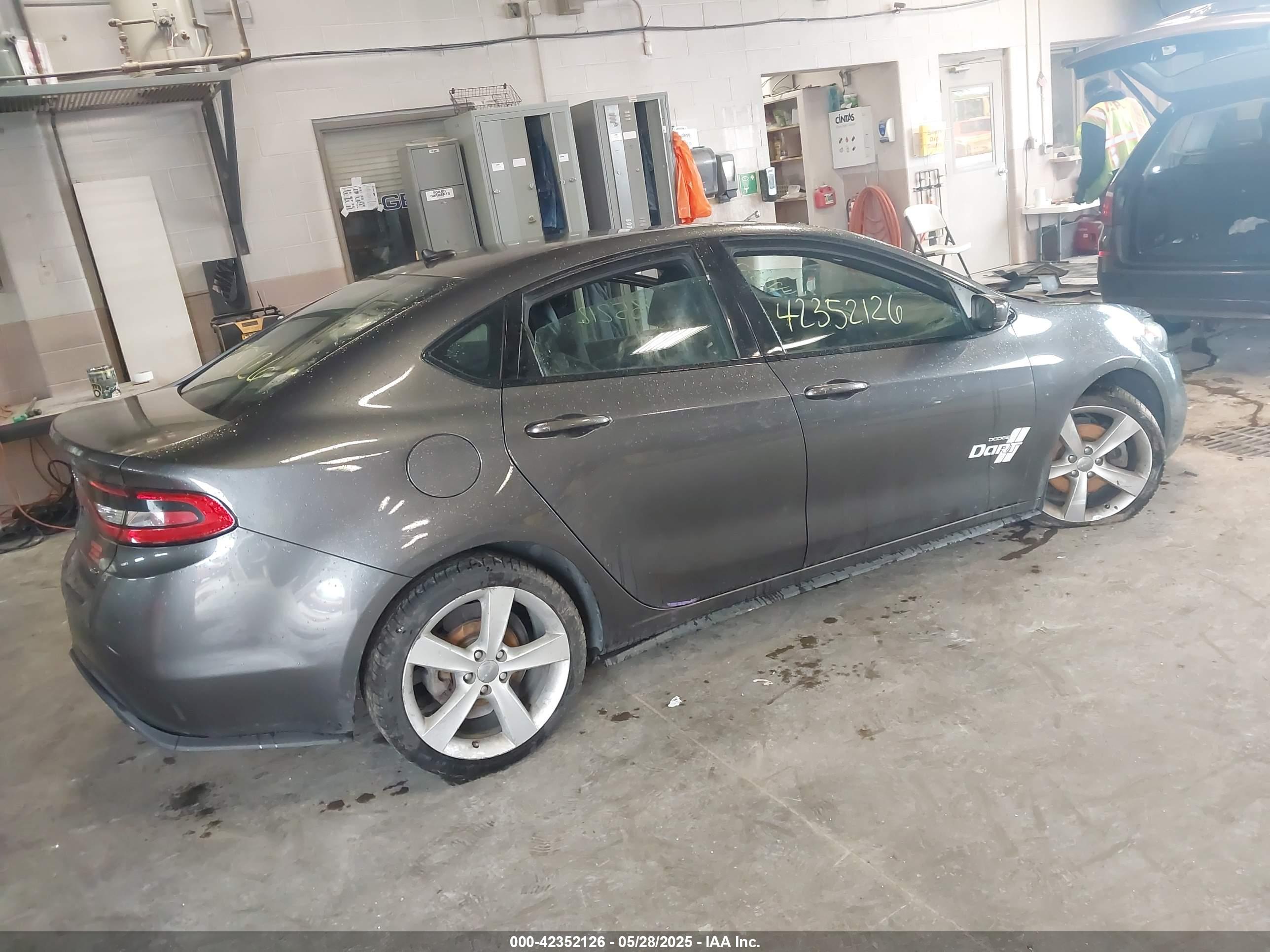 DODGE DART image 4