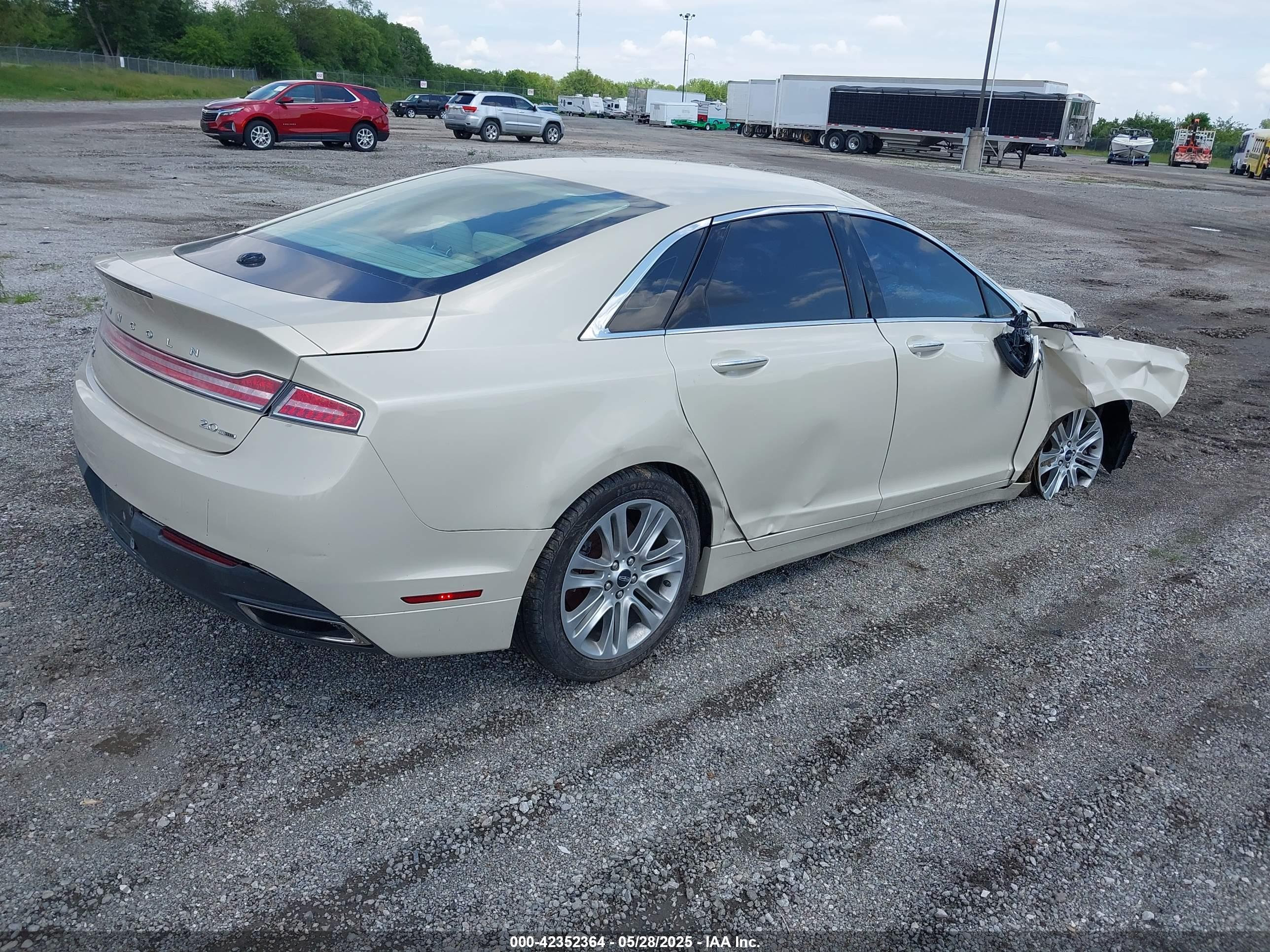 LINCOLN MKZ image 4
