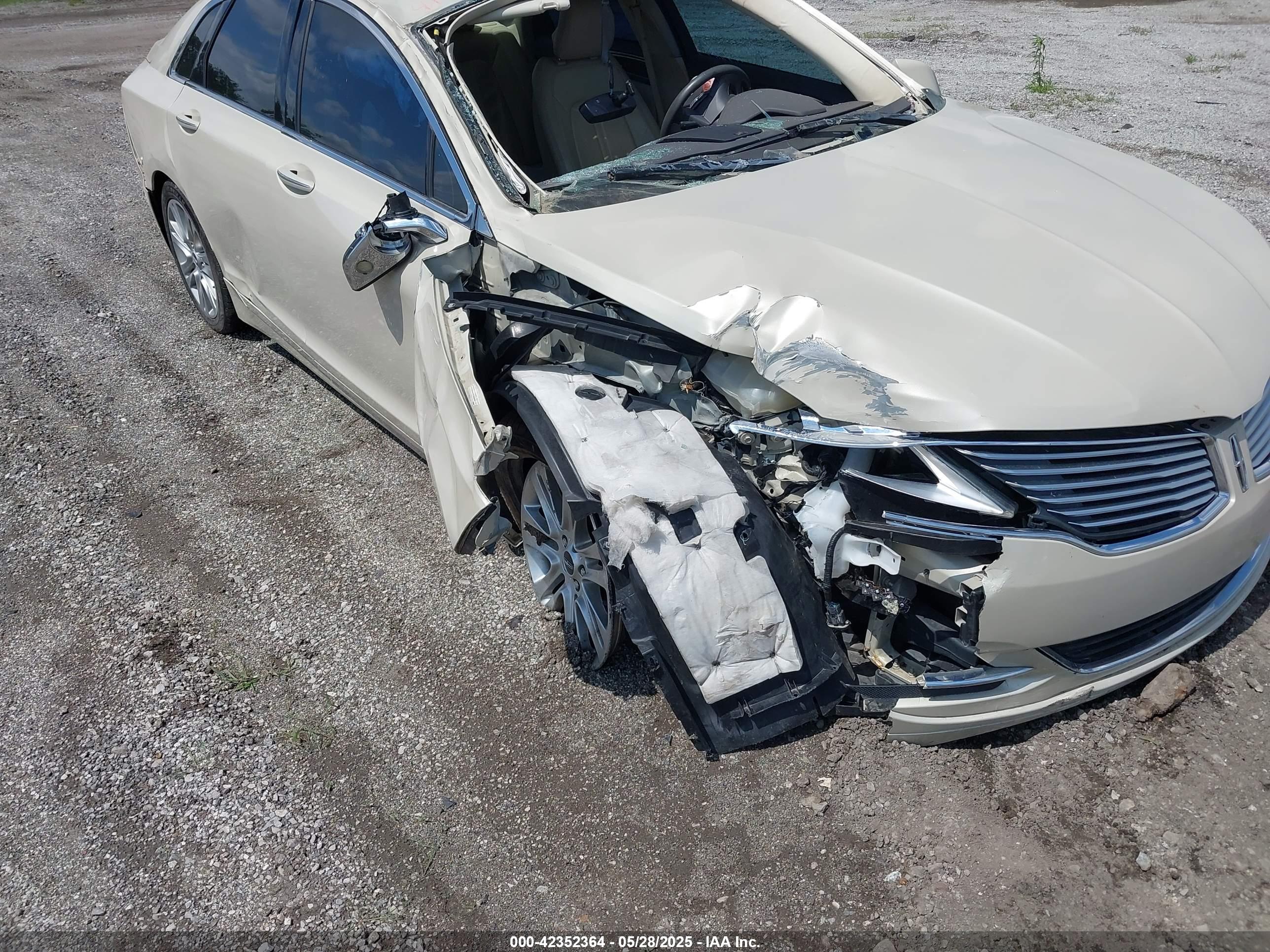 LINCOLN MKZ image 6