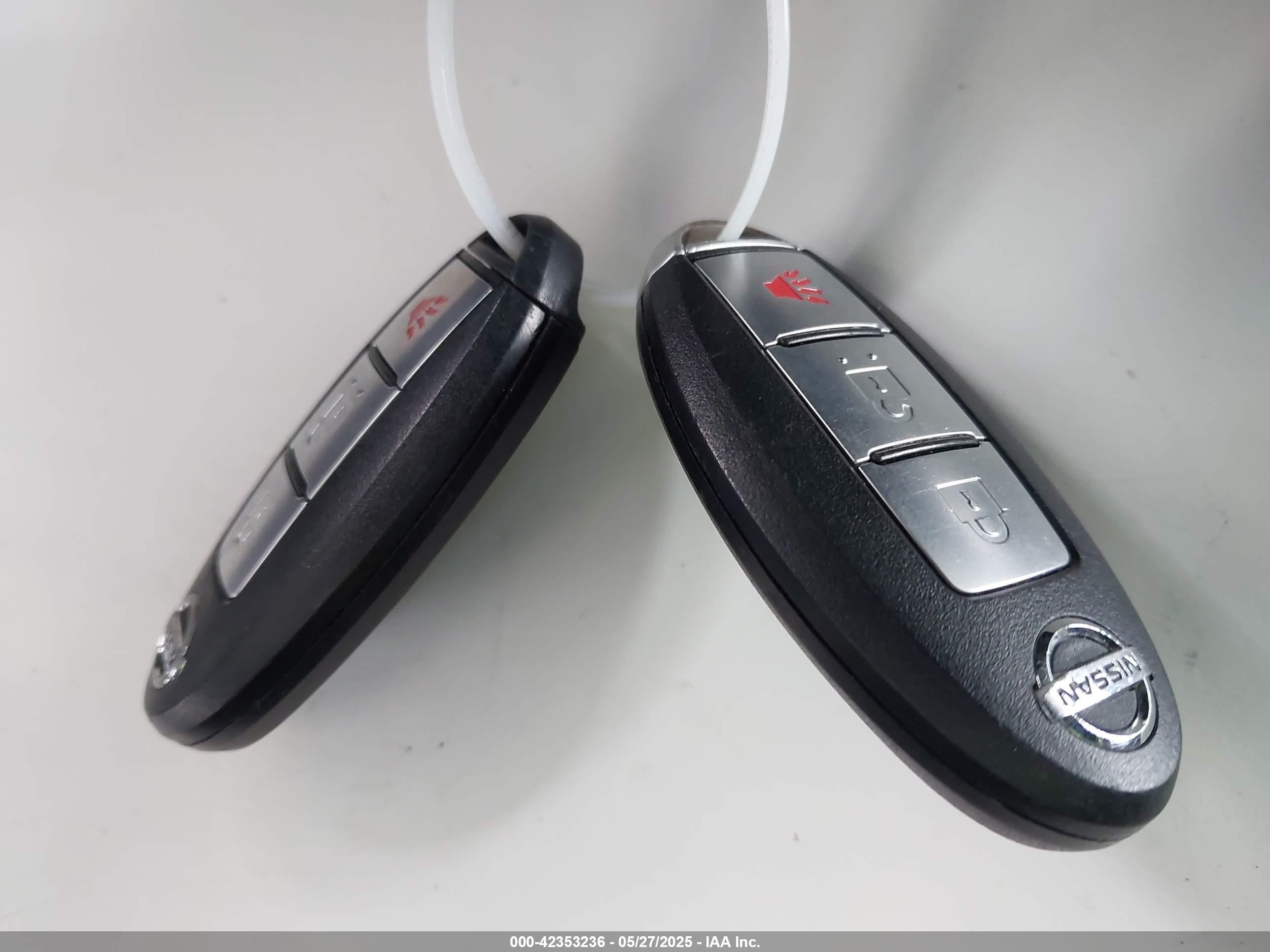 NISSAN JUKE image 11