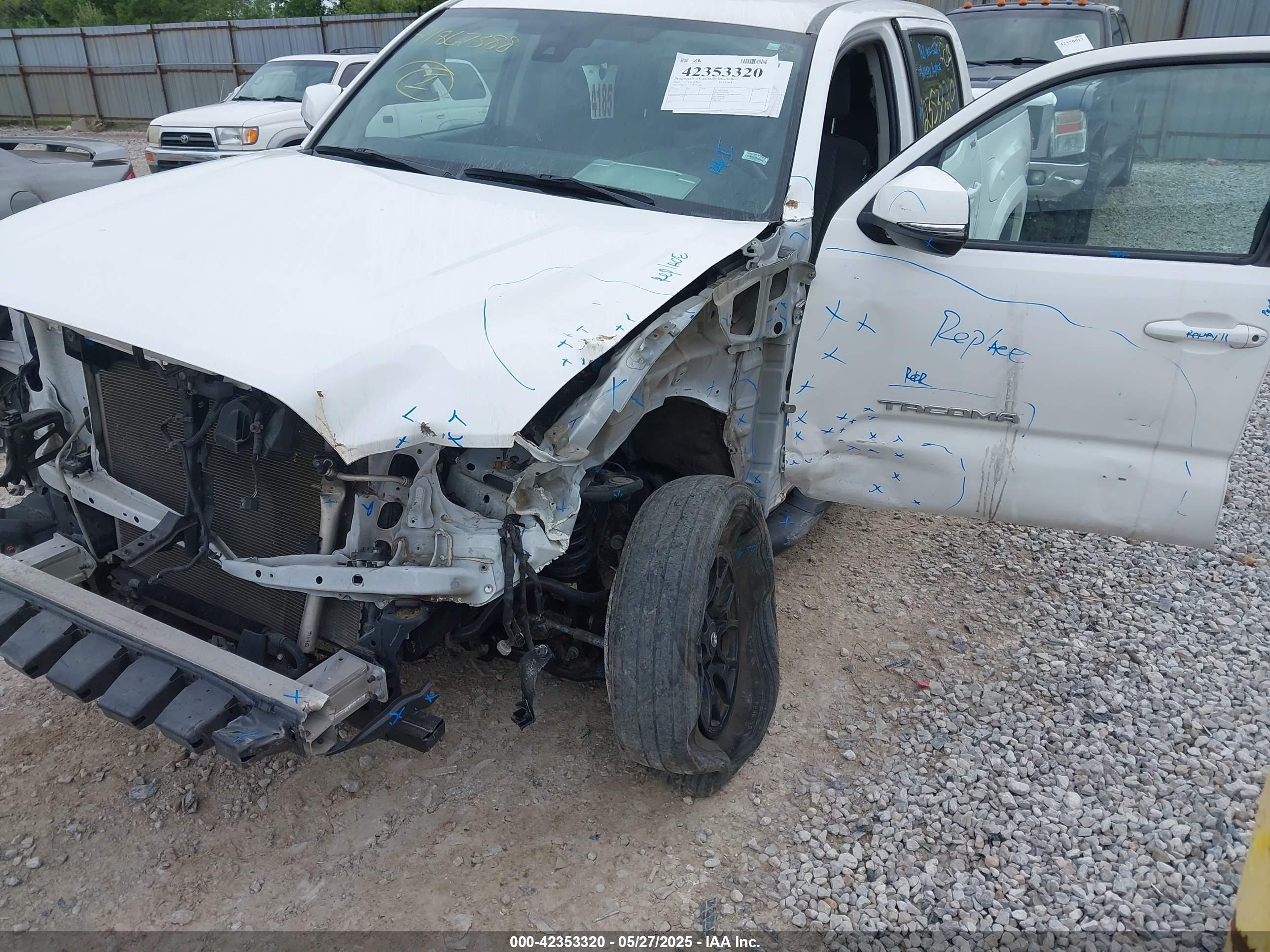 TOYOTA TACOMA image 6