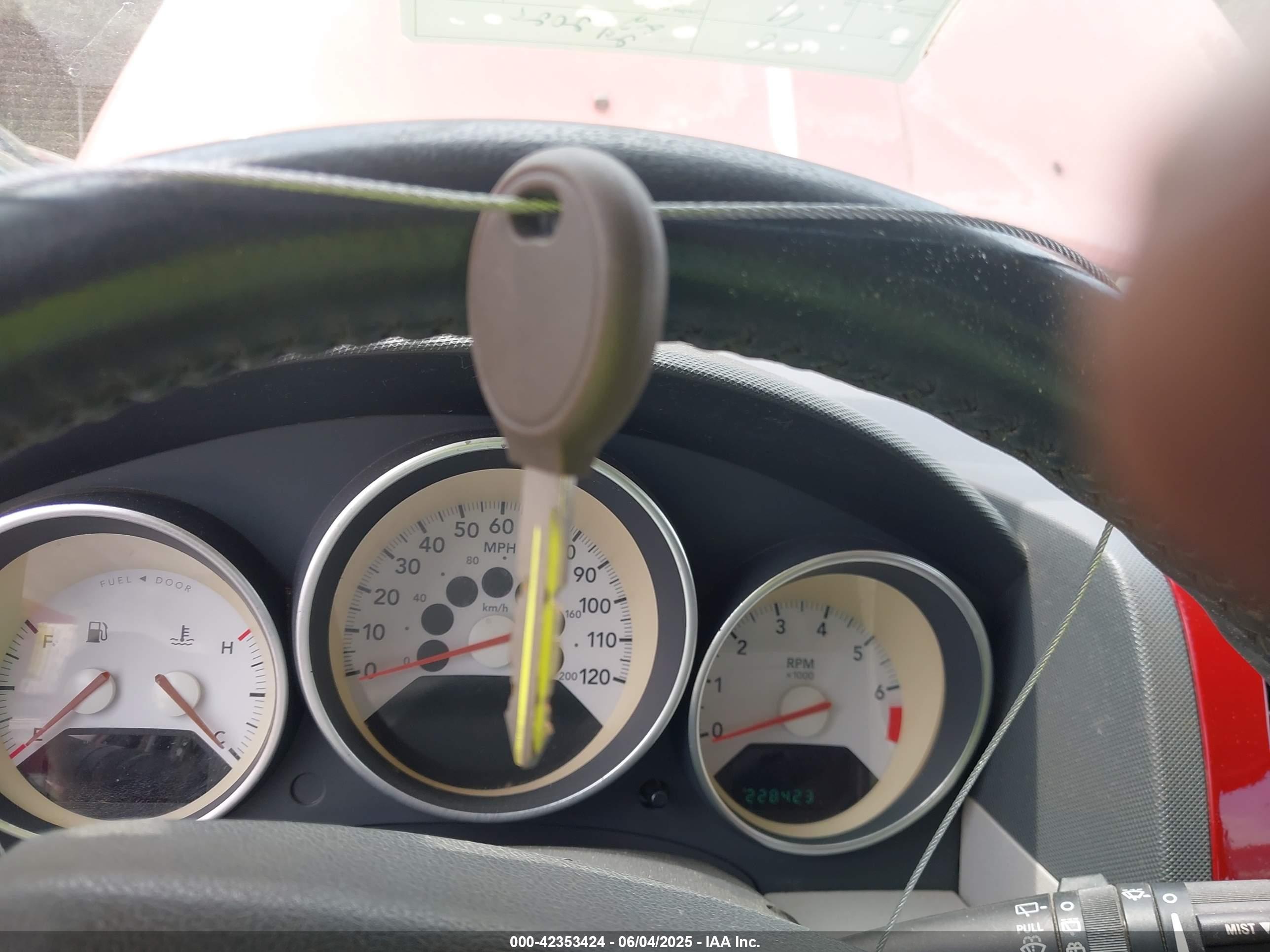 DODGE CALIBER image 11