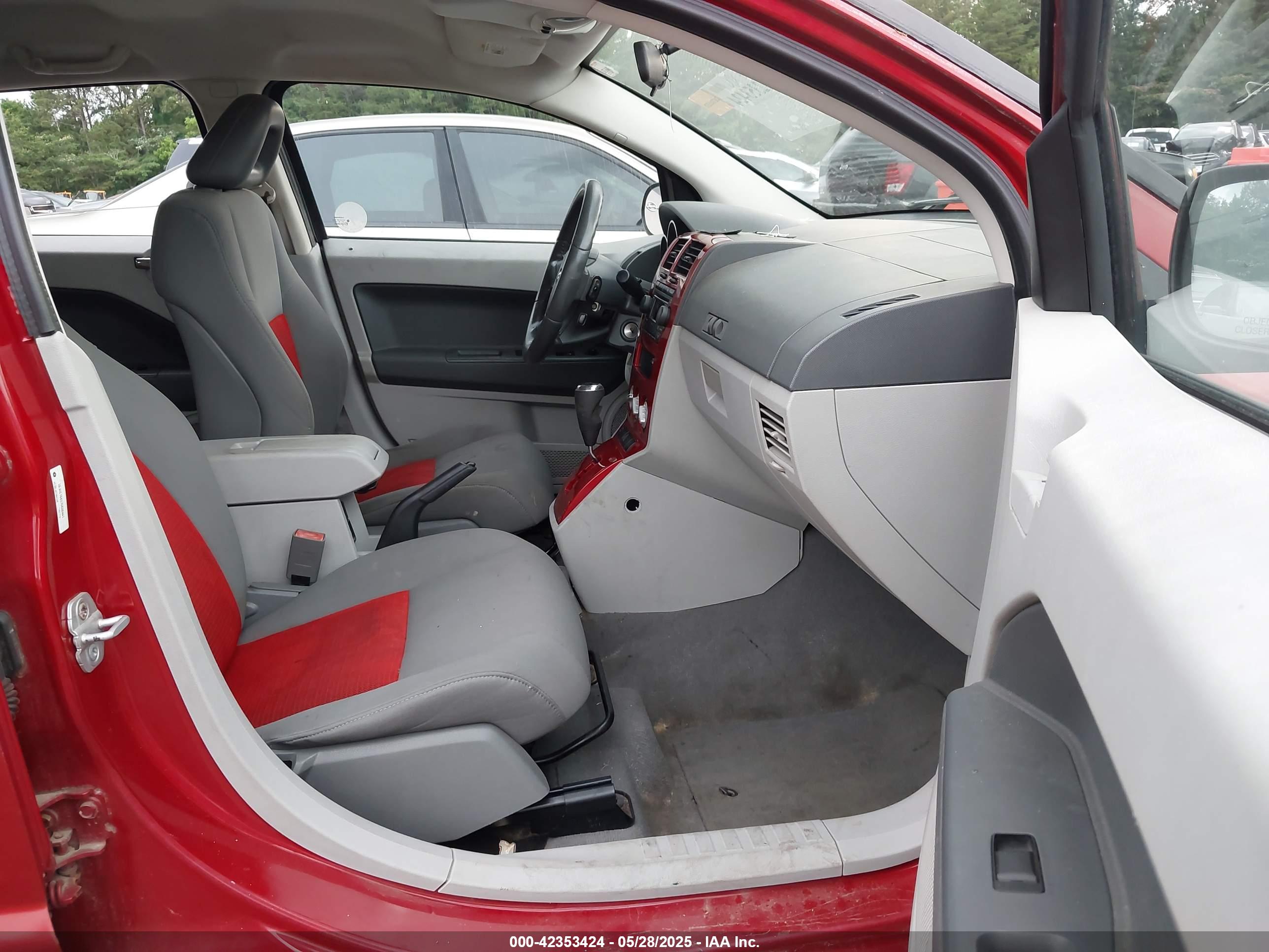 DODGE CALIBER image 5