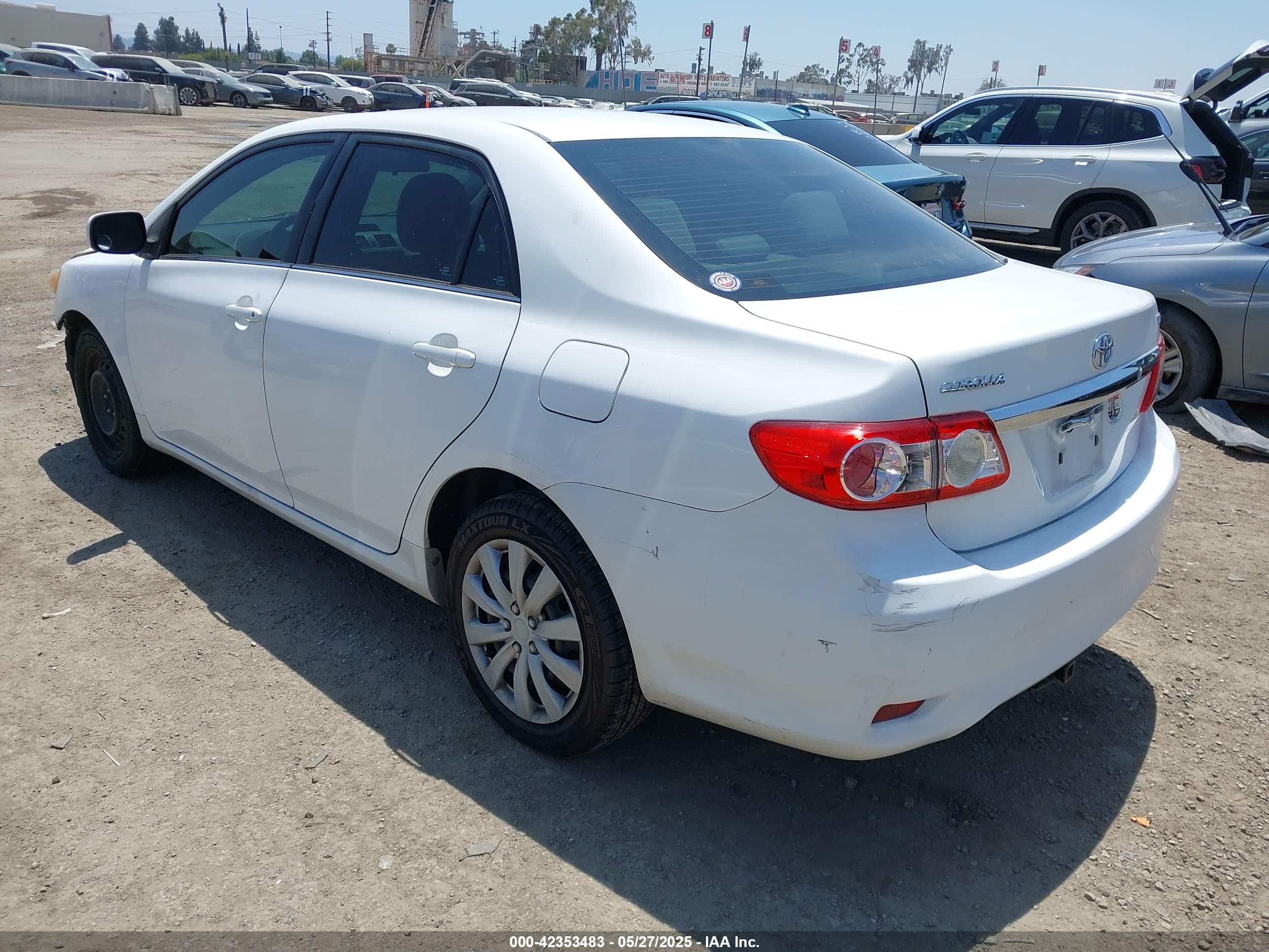 TOYOTA COROLLA image 3