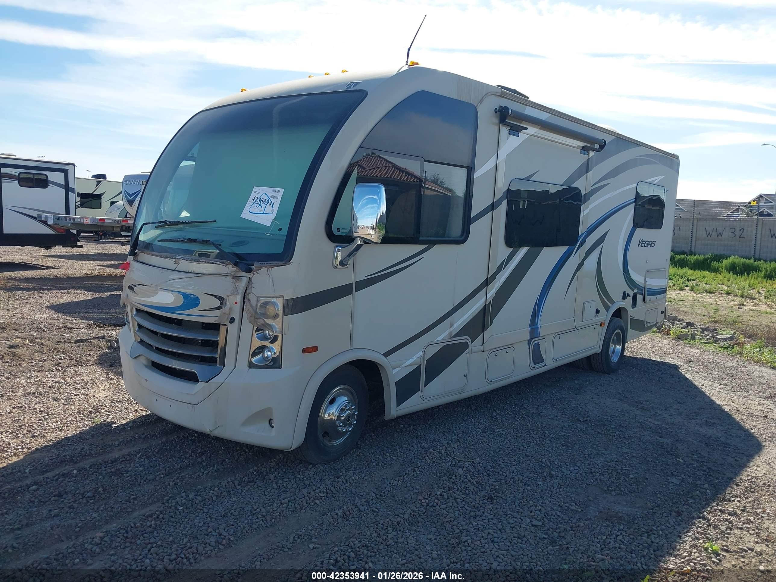 FORD E-450 image 2
