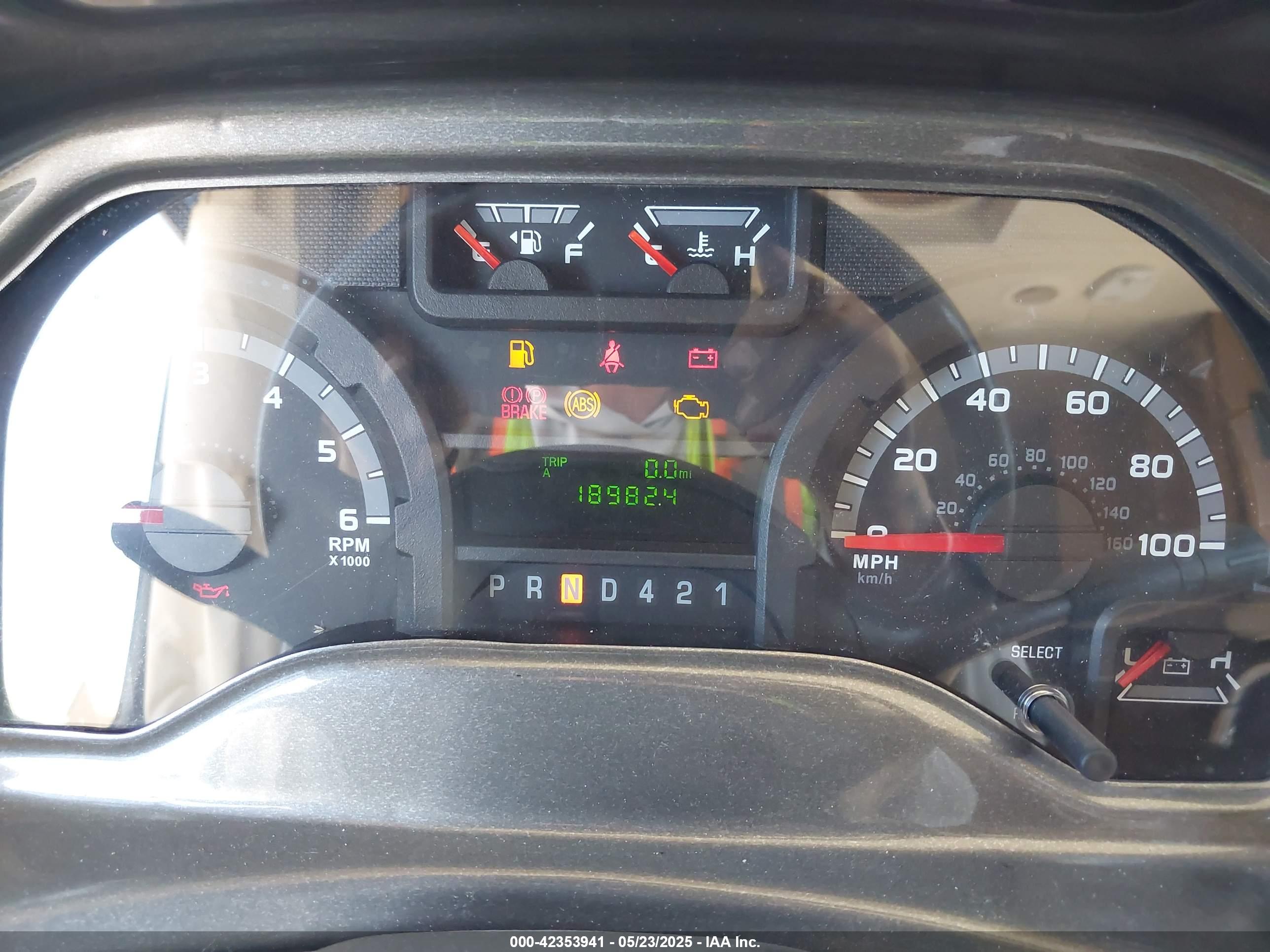 FORD E-450 image 6