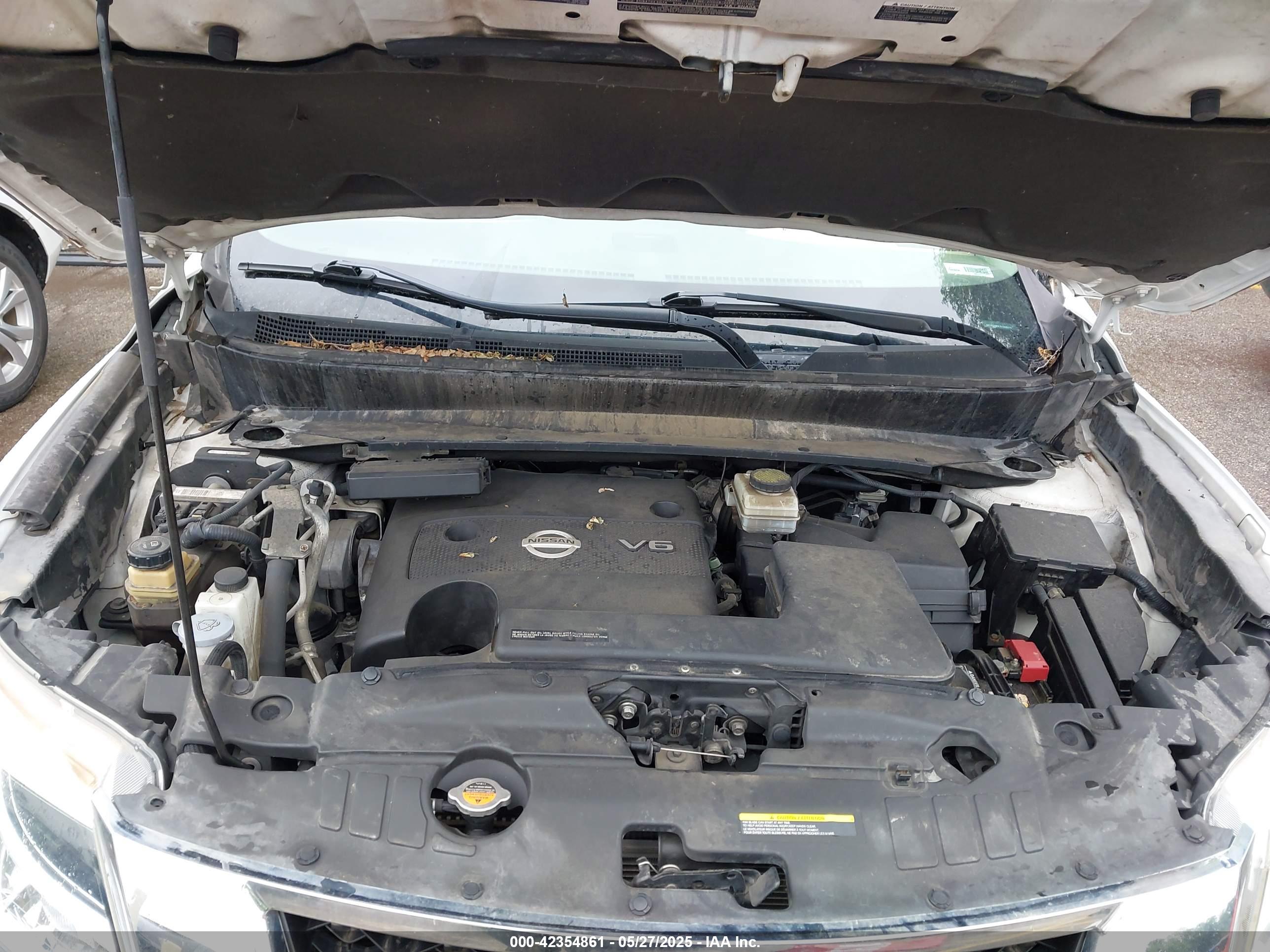 NISSAN PATHFINDER image 10