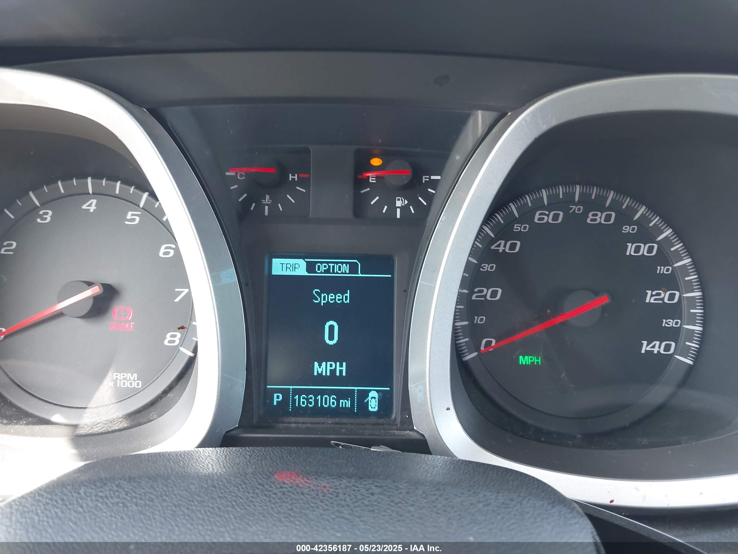 CHEVROLET EQUINOX image 7