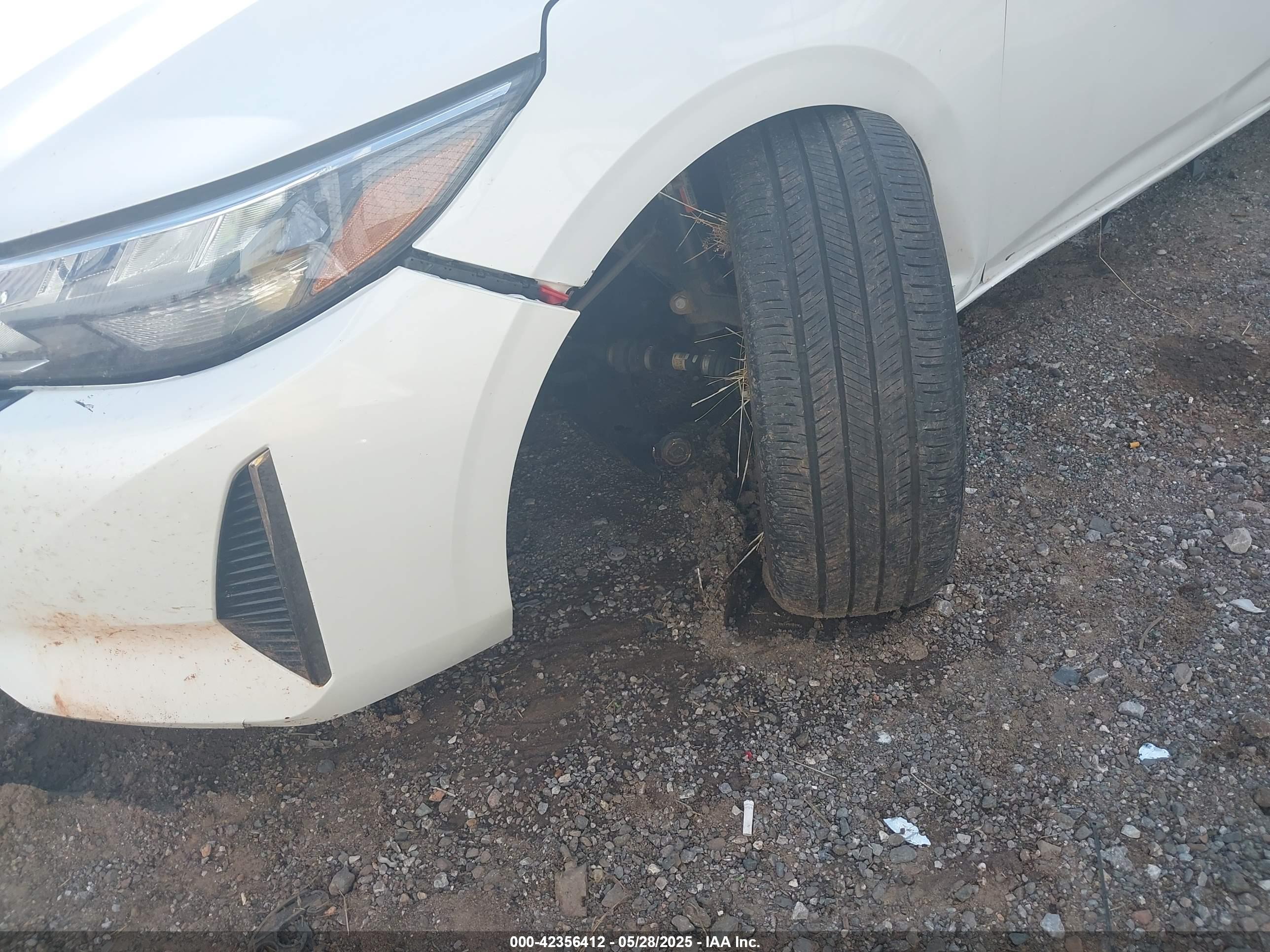 NISSAN SENTRA image 6
