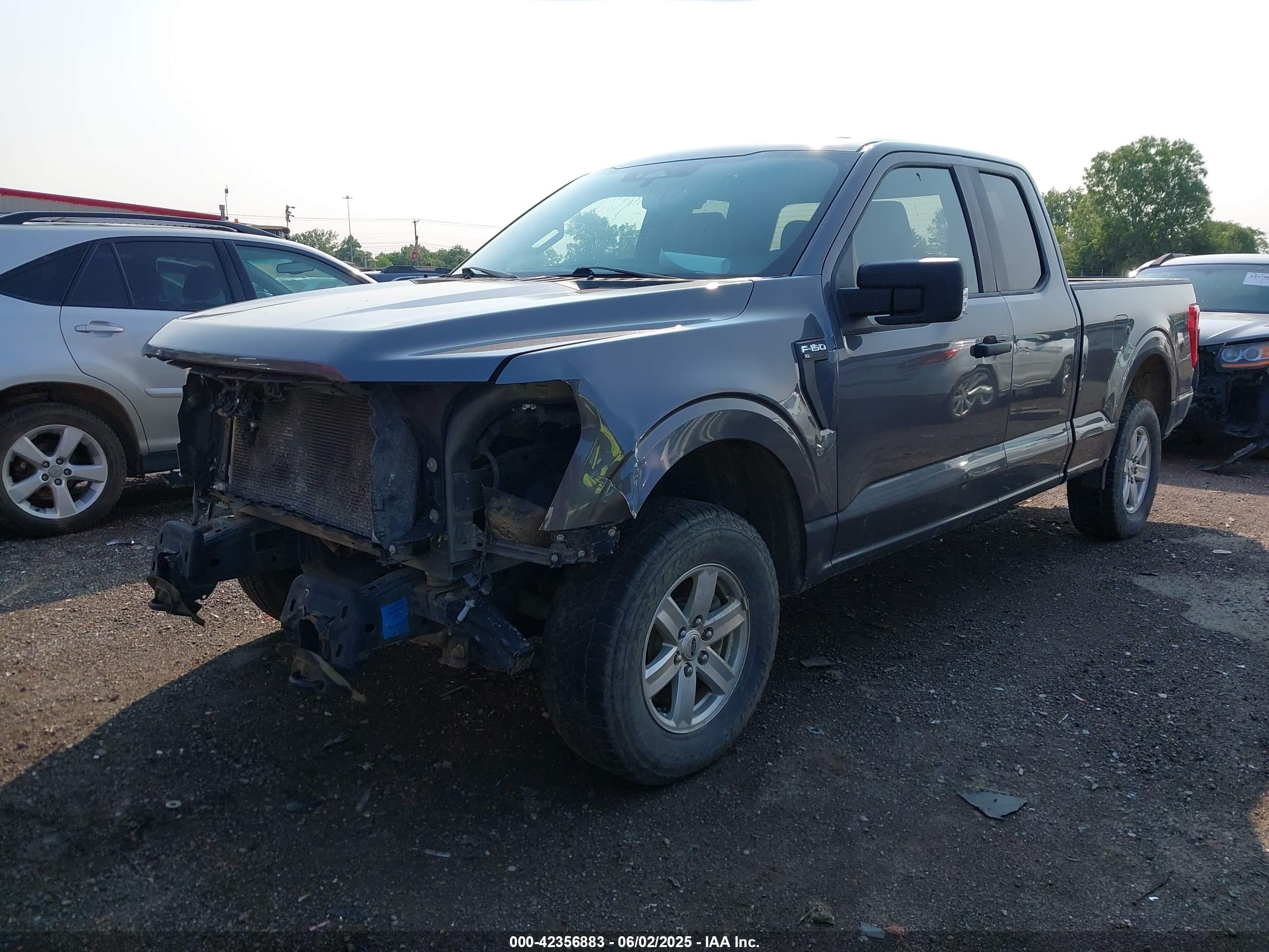 FORD F-150 image 2
