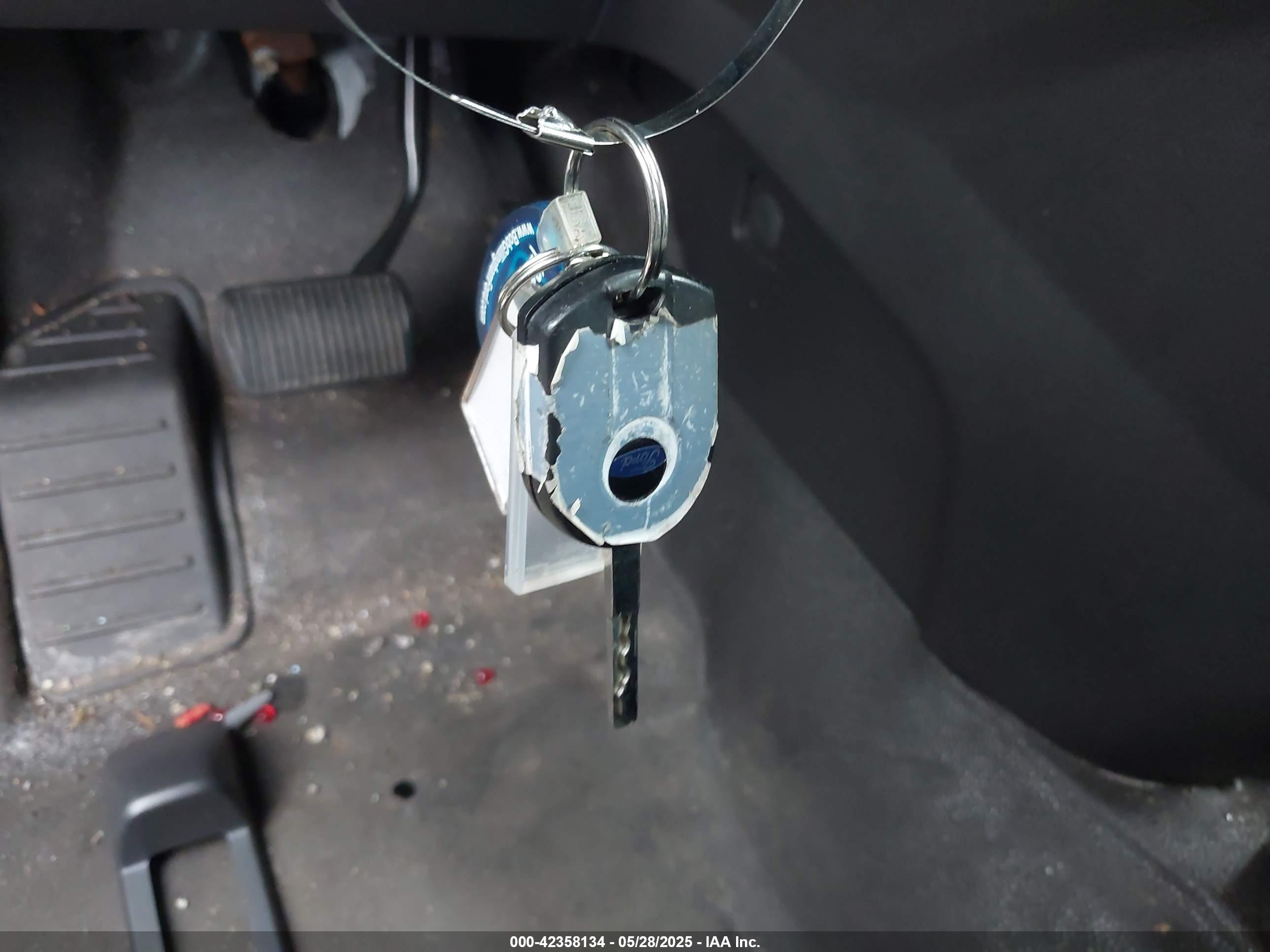 FORD TRANSIT image 11