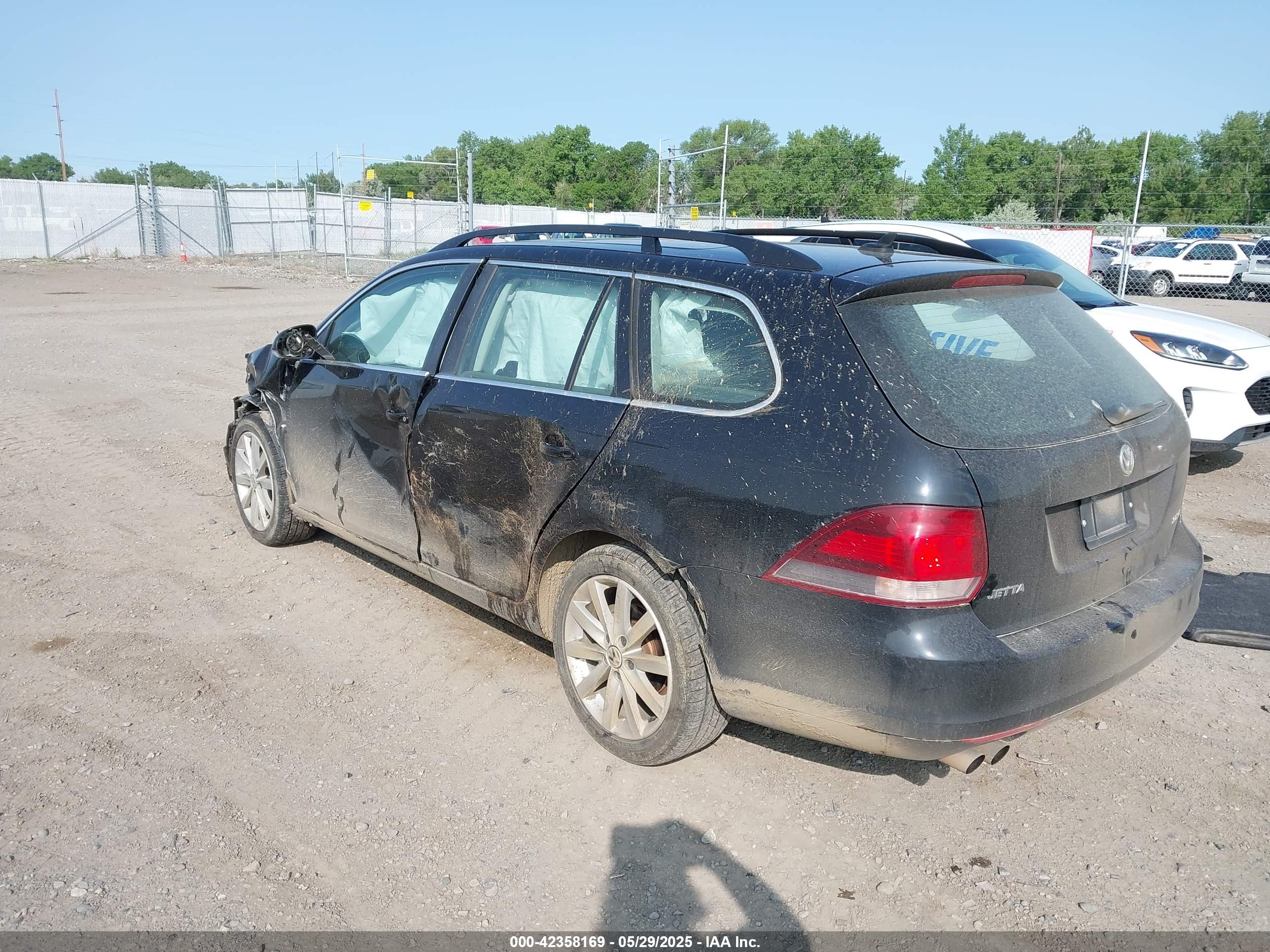 VOLKSWAGEN JETTA image 3